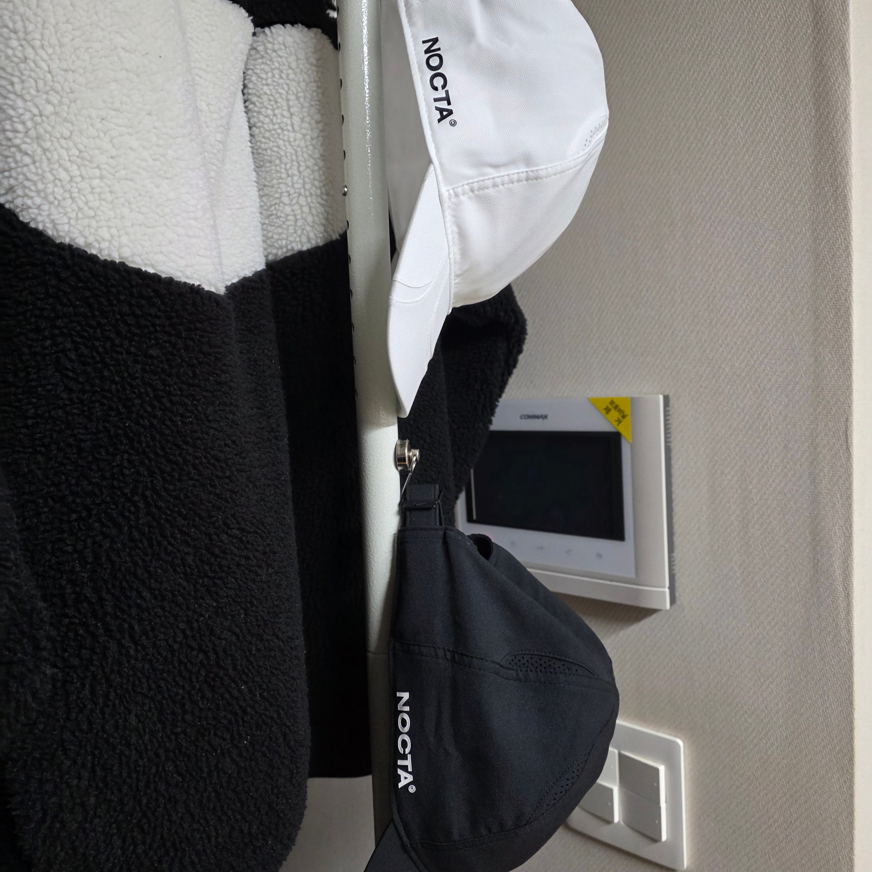 Nike x Drake Nocta Club Cap White, Nike x Drake Nocta Club Cap Black 착용 스타일
