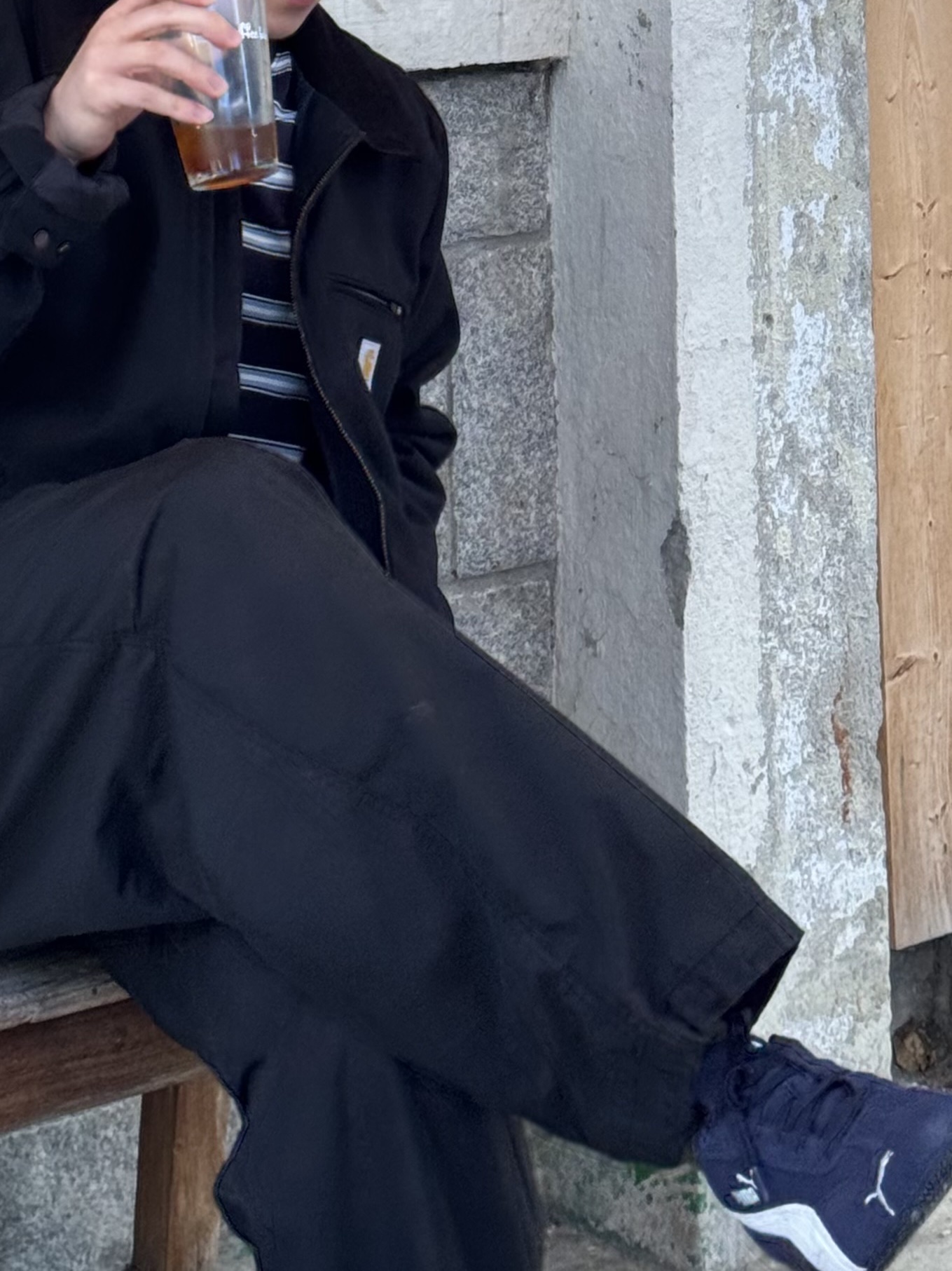 Carhartt Blanket Lined Relaxed Fit Regular Duck Detroit Jacket Black, Puma Speedcat OG New Navy Warm White 착용 스타일 - 2