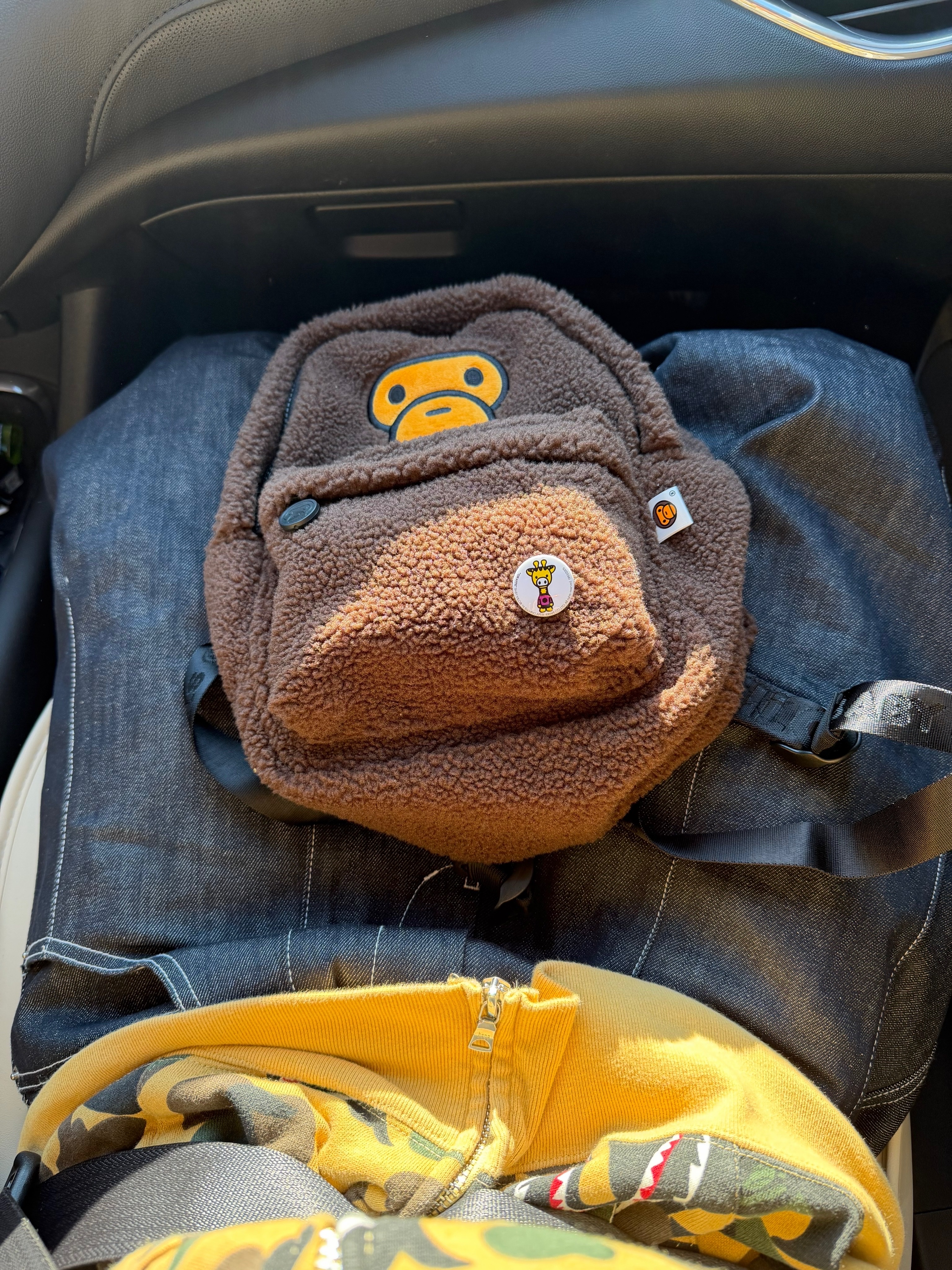 BAPE 1st Camo Shark Full Zip Hoodie Yellow, BAPE 1st Camo Jacquard Shark Hoodie Yellow 착용 스타일 - 6