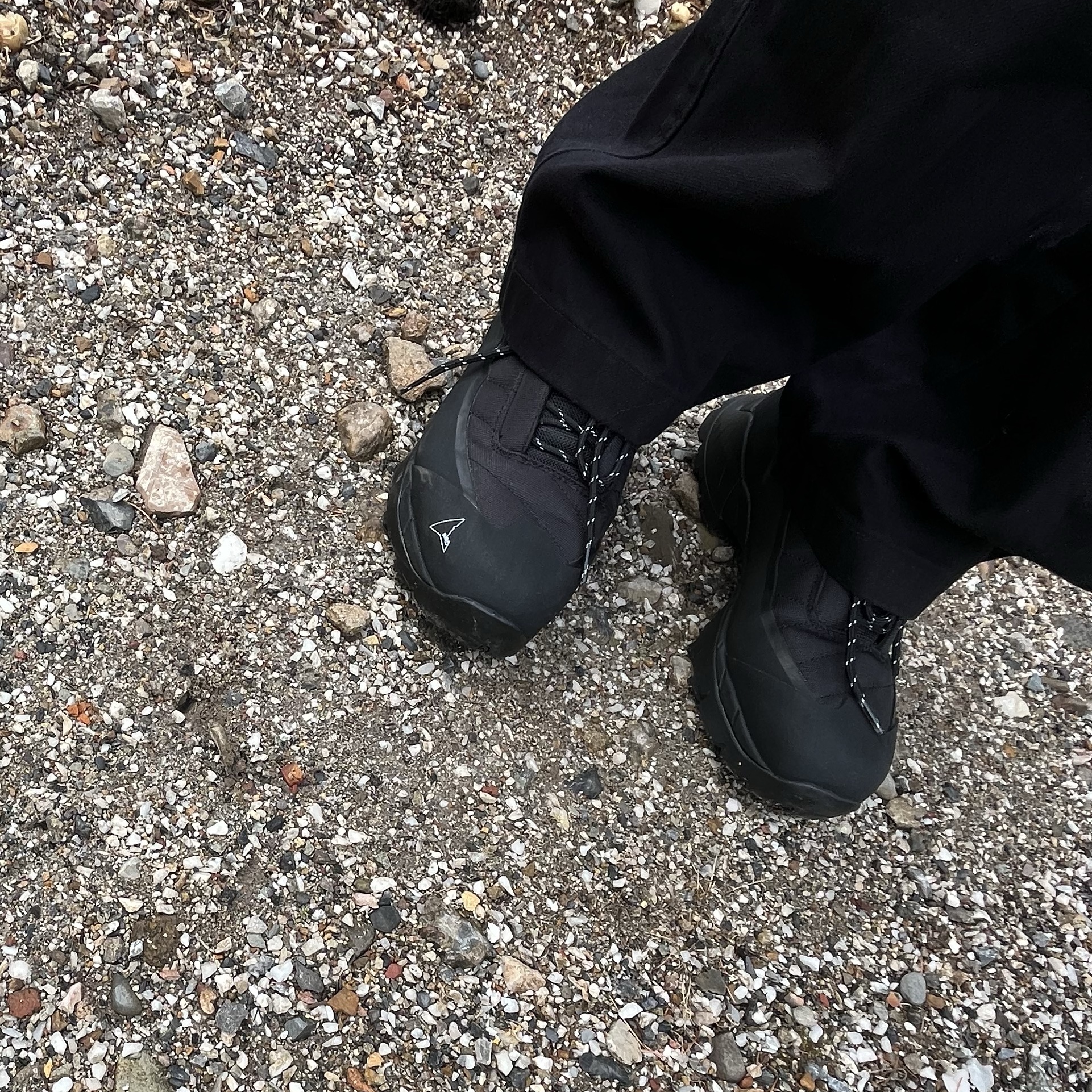 Roa Hiking Katharina Black 착용 스타일