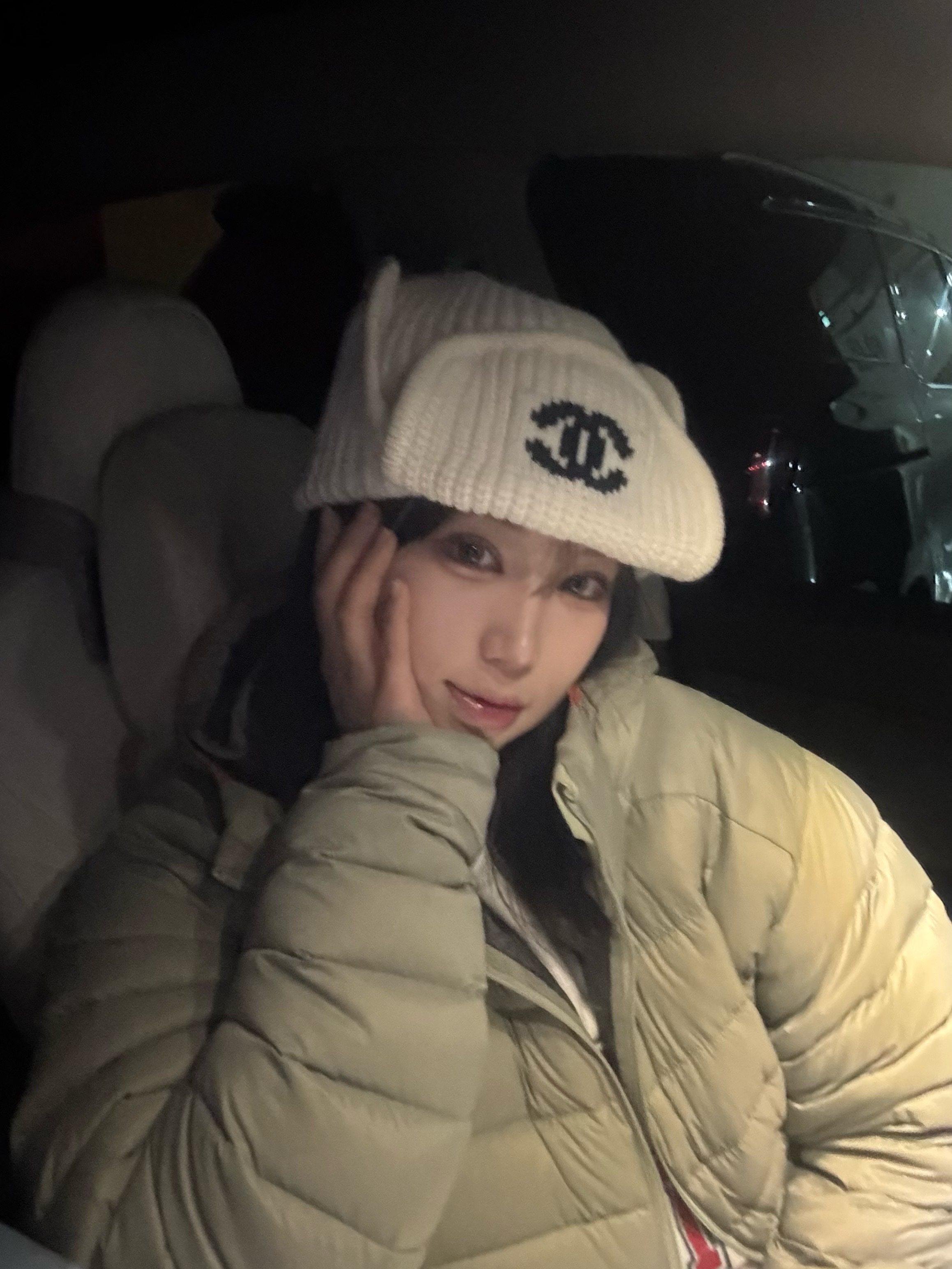 Arc'teryx Cerium Hoody Habitat 착용 스타일 - 2