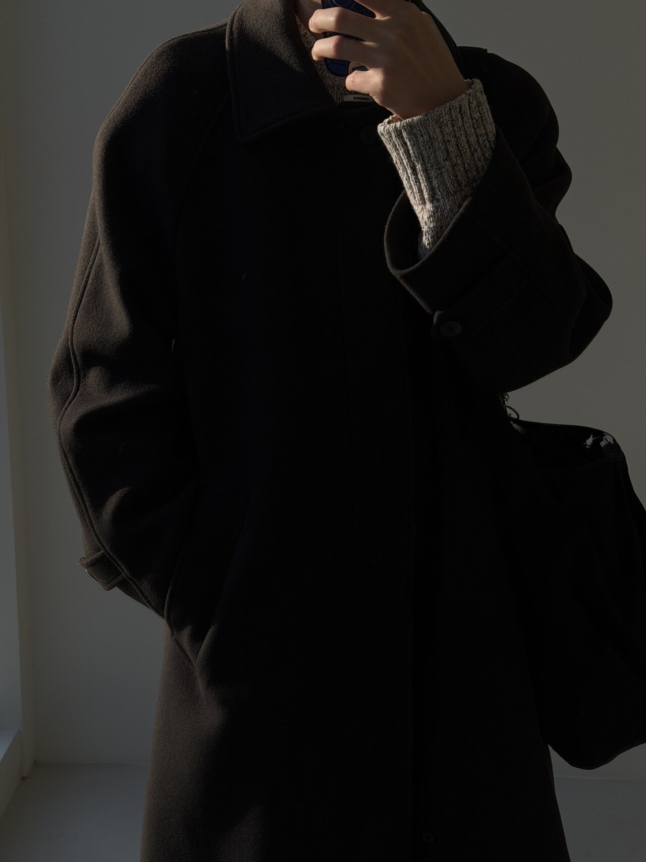 Ader Error Genti Knit Oatmeal, Ader Error Stuck Product 93 Shoulder Bag Noir 착용 스타일 - 1