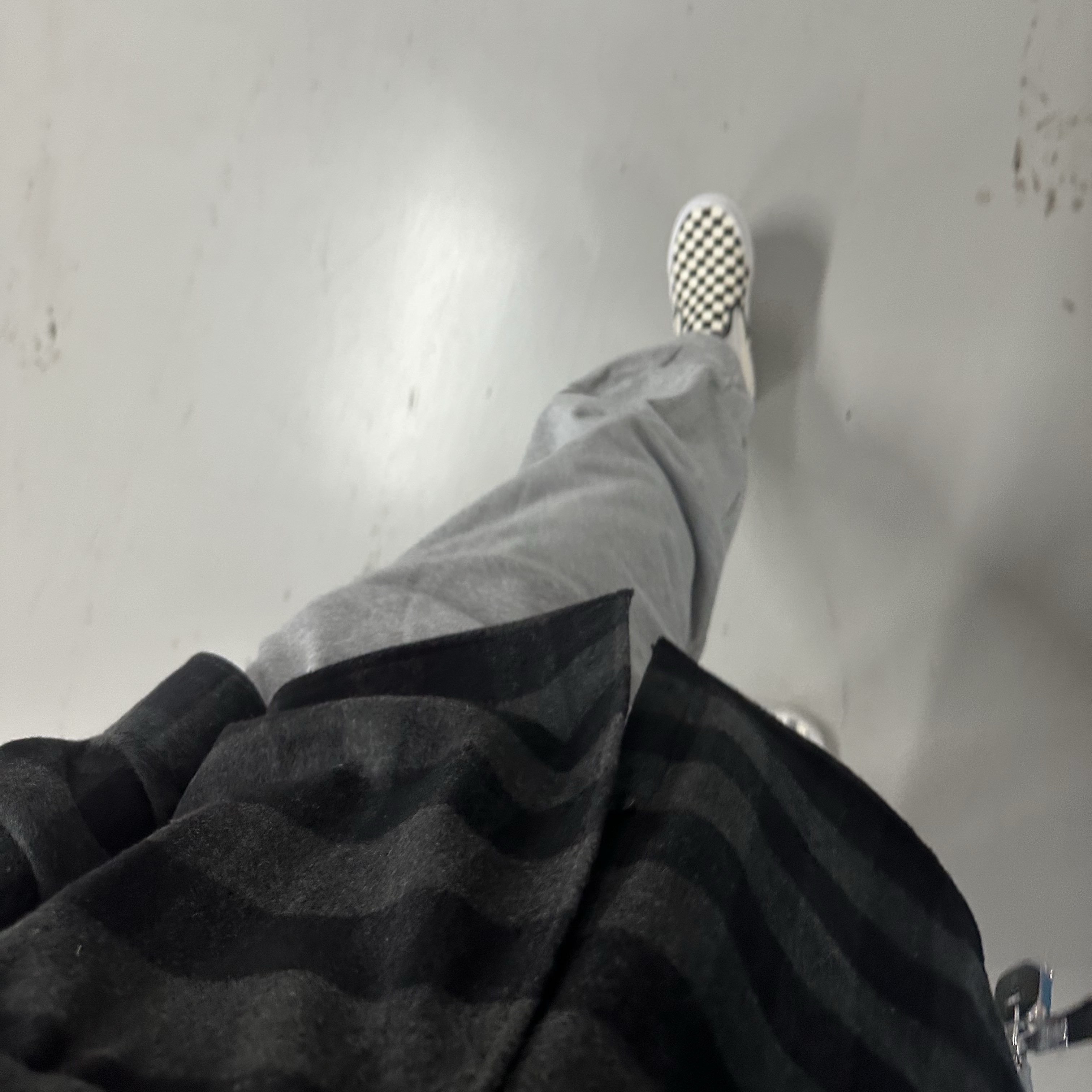 IAB Studio Gingham Check Shirt Black White 착용 스타일