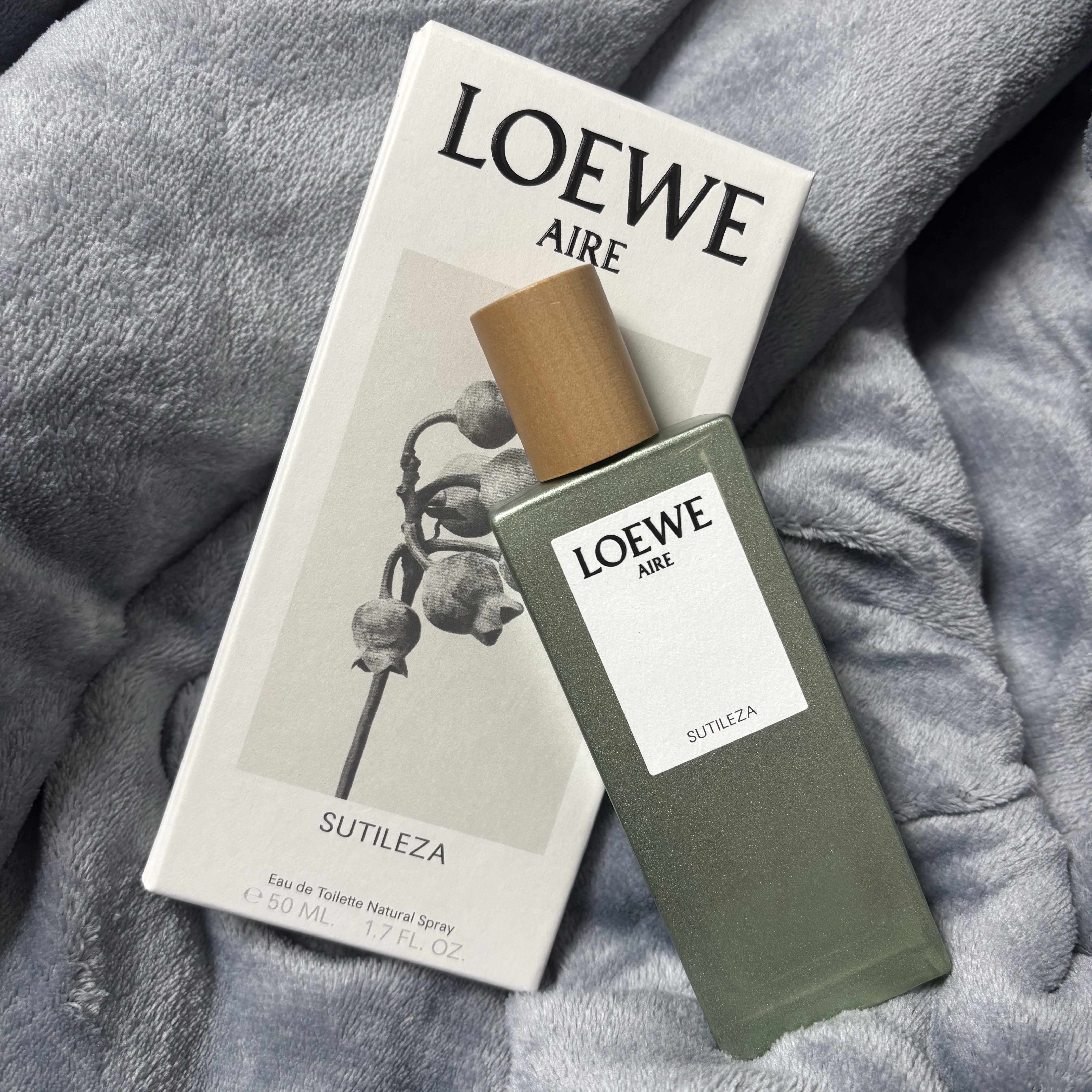 Loewe Aire Sutileza Eau de Toilette 50ml 착용 스타일