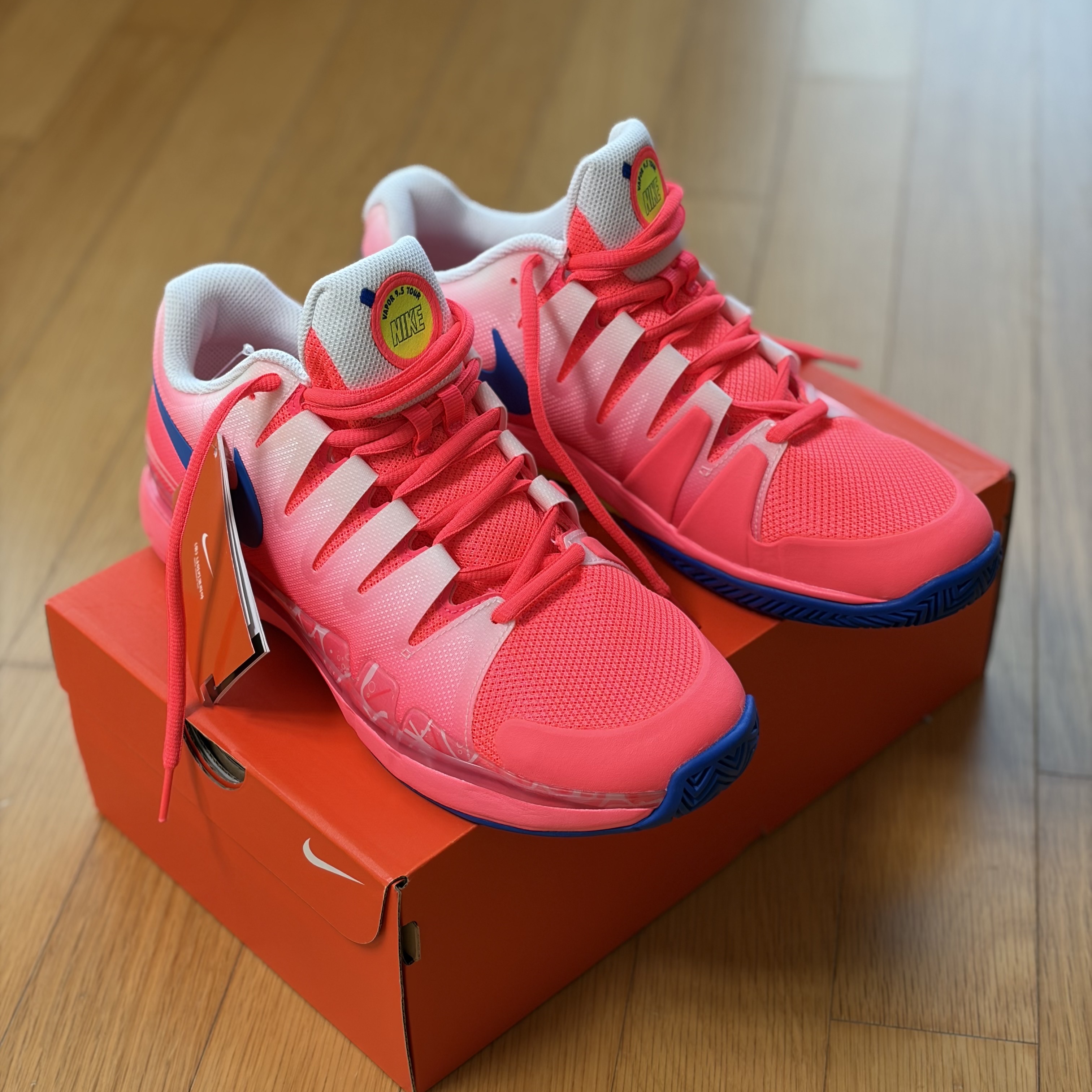 Nike Court Air Zoom Vapor 9.5 Tour Honey Deuce Hot Punch Volt 착용 스타일