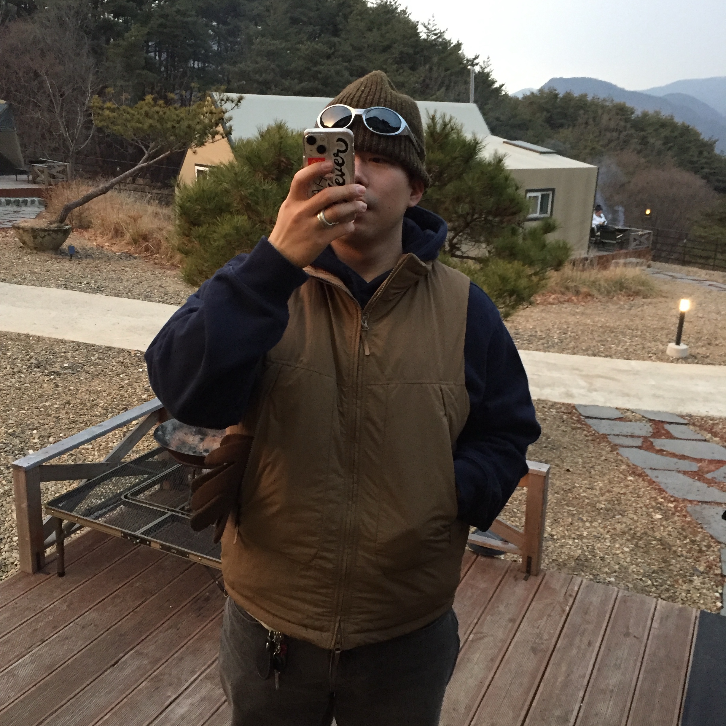 Oakley Eye Jacket Redux Silver Frame Prizm Black Polarized Lenses High Bridge Fit 착용 스타일 - 3