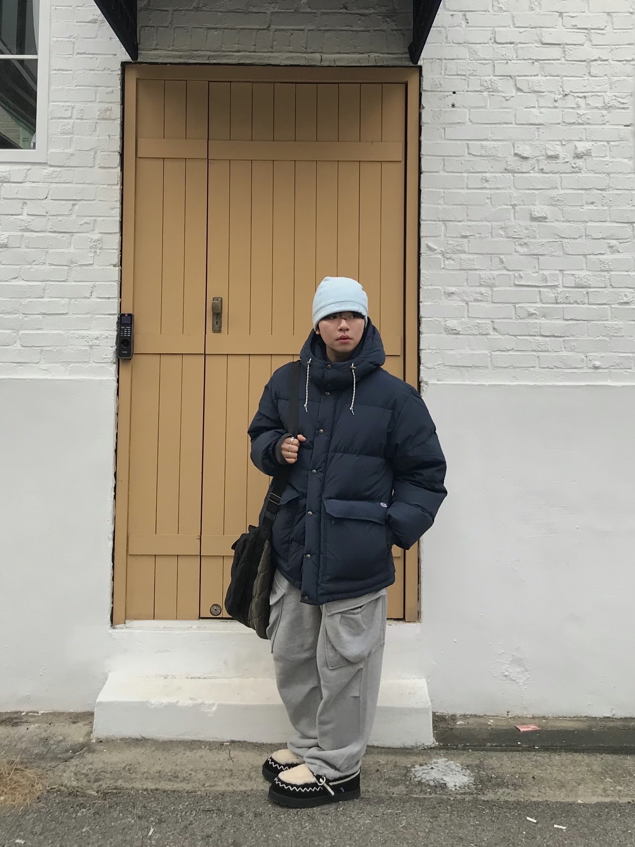 Apple AirPods Max Lightning Silver (Korean Ver.) 착용 스타일 - 6