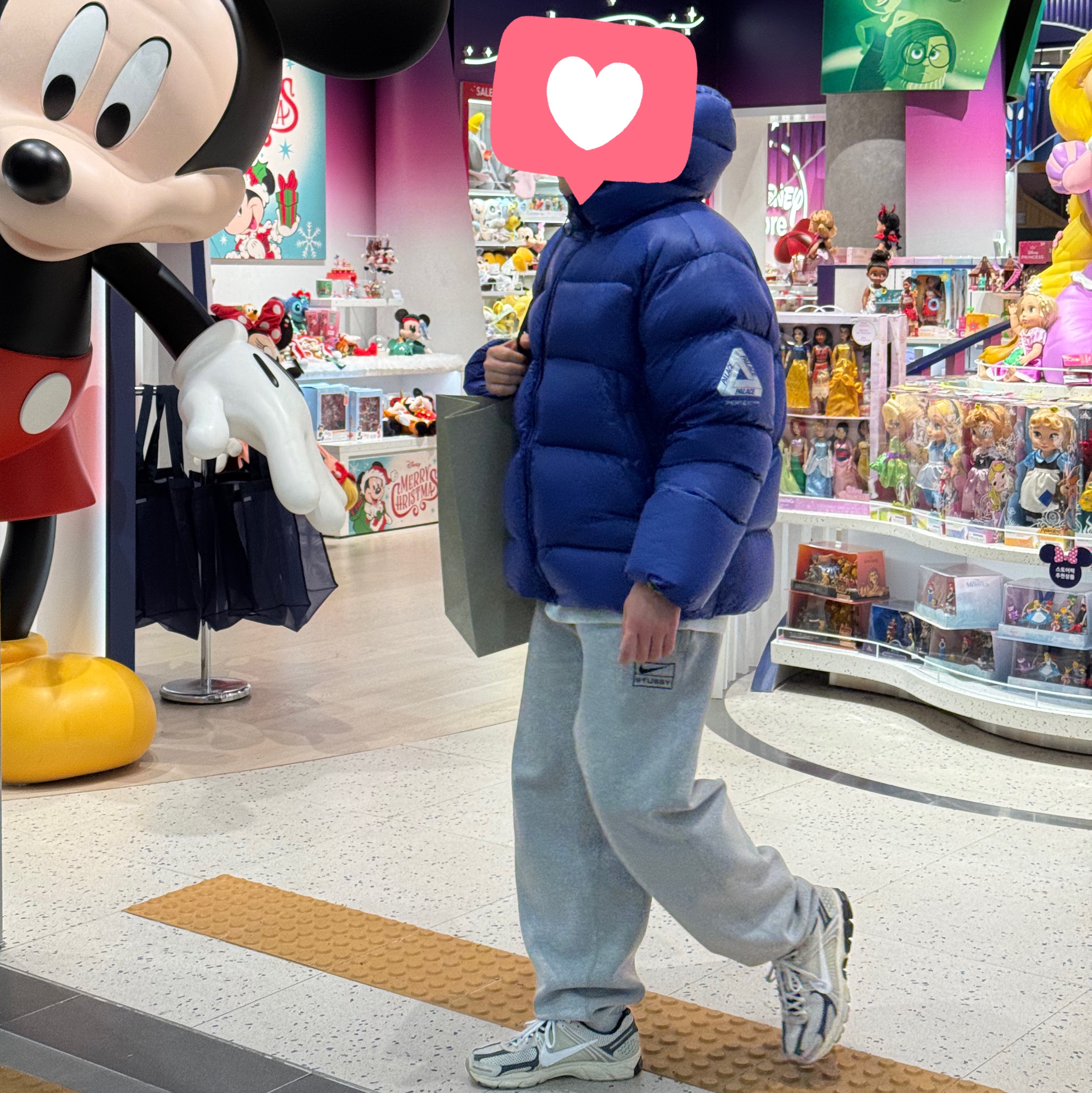 Palace Pertex Opaque Balaclava Puffa Deep Ultra - 24FW, Nike x Stussy Fleece Pants Grey Heather (FN5231-050) 착용 스타일