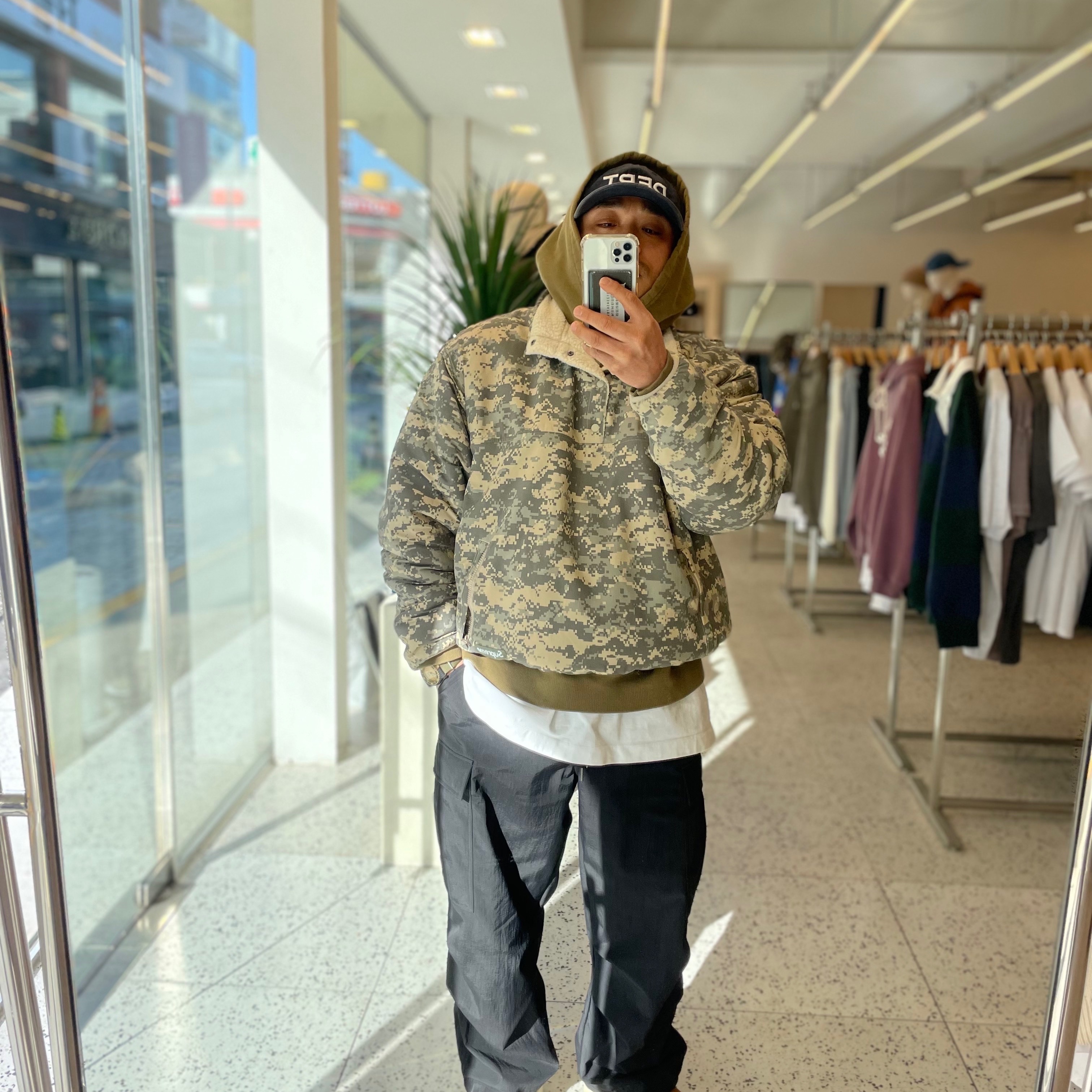 Supreme Polartec Shearling Reversible Pullover Natural - 23FW 착용 스타일 - 1