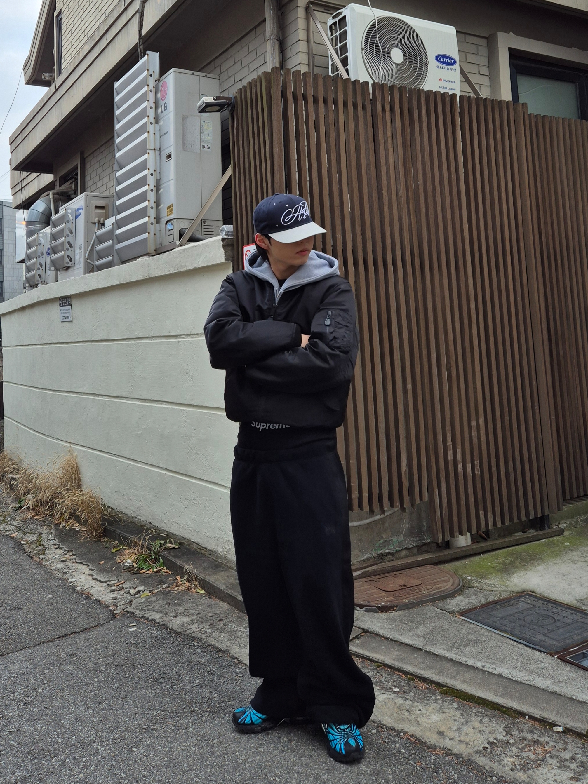 Nike x Skepta Air Max Tailwind 5 Chrome Blue, Uniqlo x Needles Fleece Wide Pants Black - KR 착용 스타일 - 7
