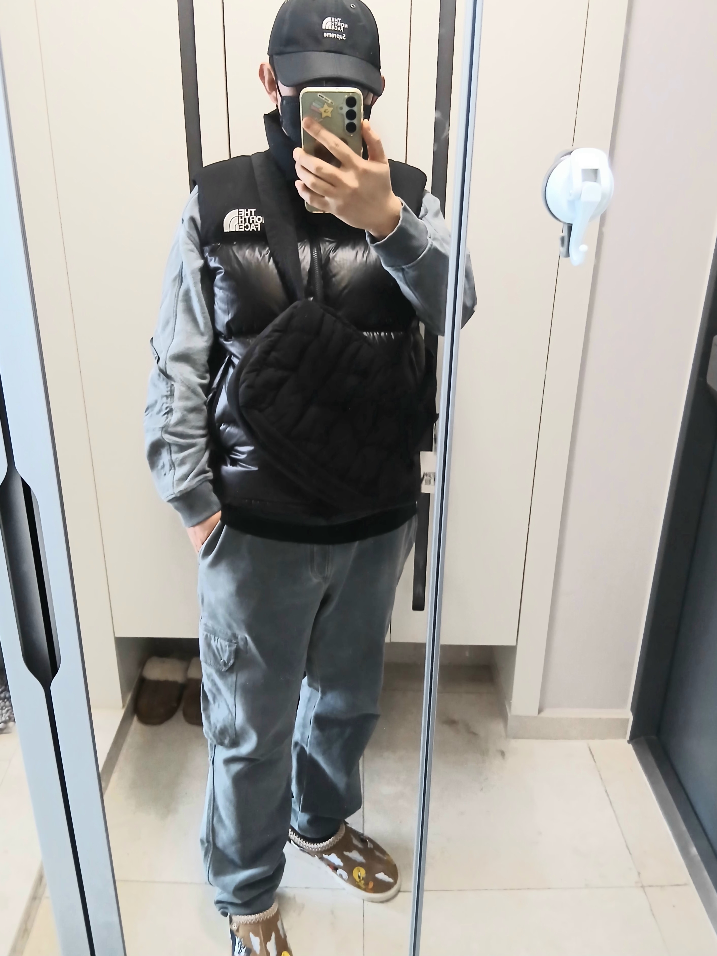 Supreme x The North Face Split 6-Panel Black - 24SS, The North Face White Label Novelty Nuptse Down Vest Black 착용 스타일 - 8