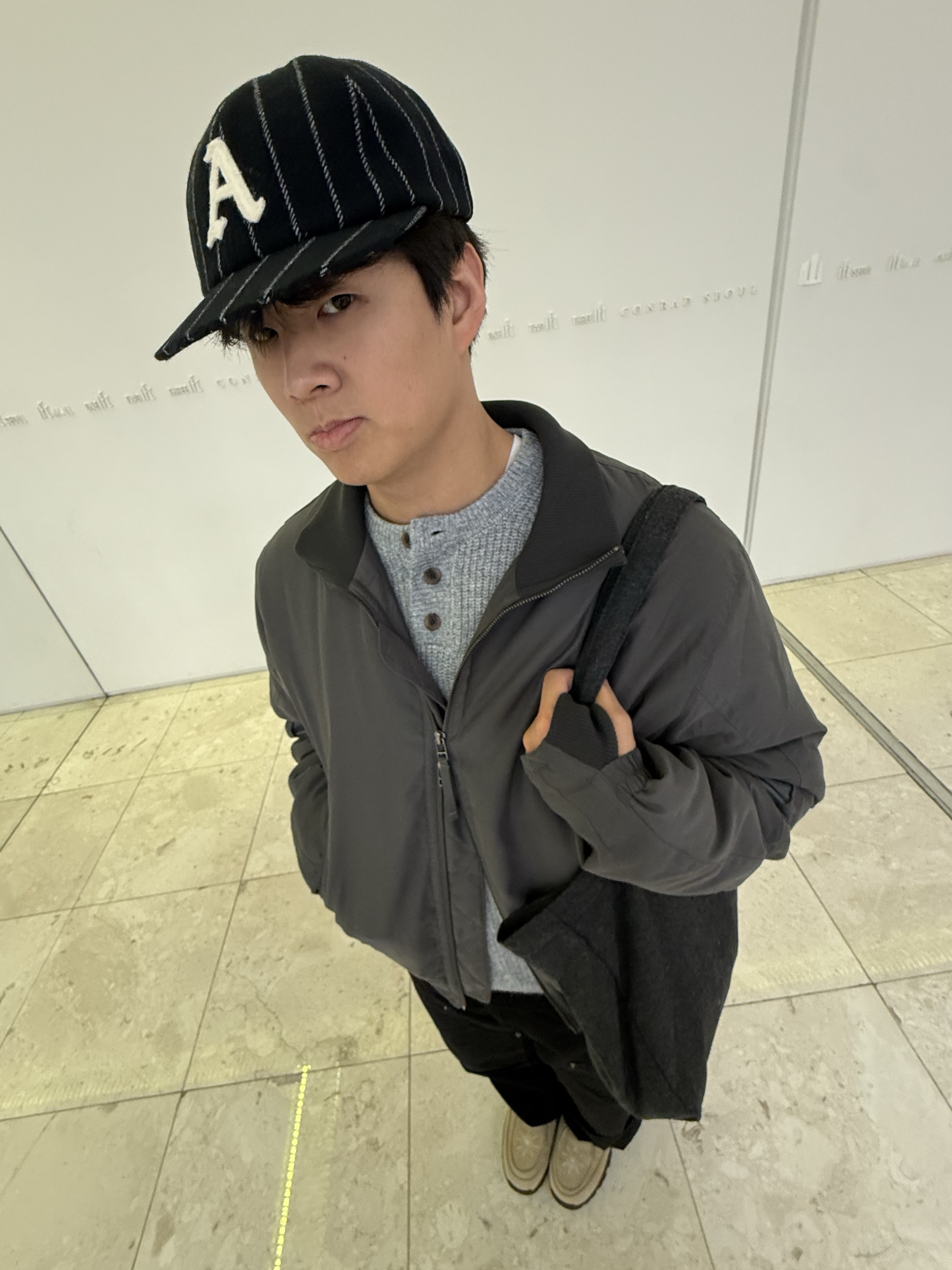 Sansan Gear Bomber Jacket Khaki, Aoiro Cutted Double Knee Pants Black Pearl 착용 스타일 - 3