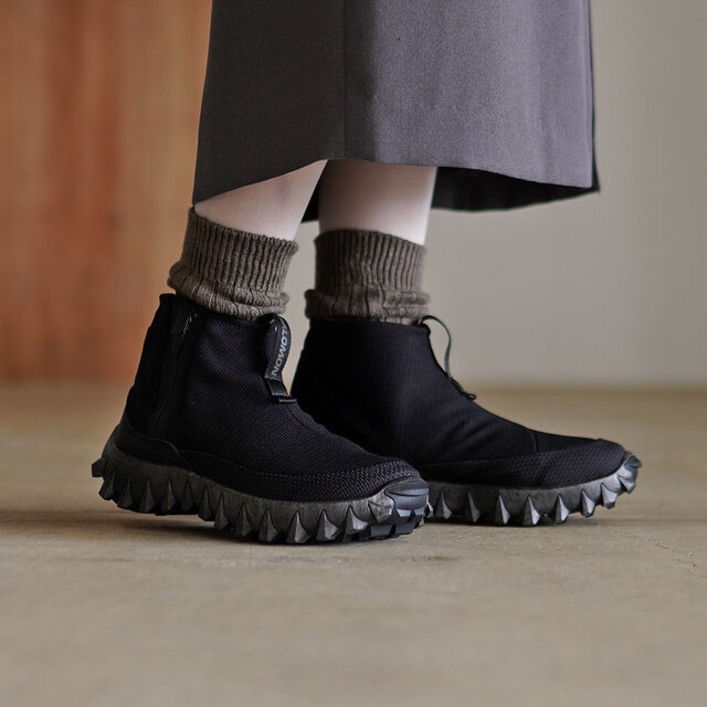 Salomon Snowclog Mid Black 착용 스타일 - 4