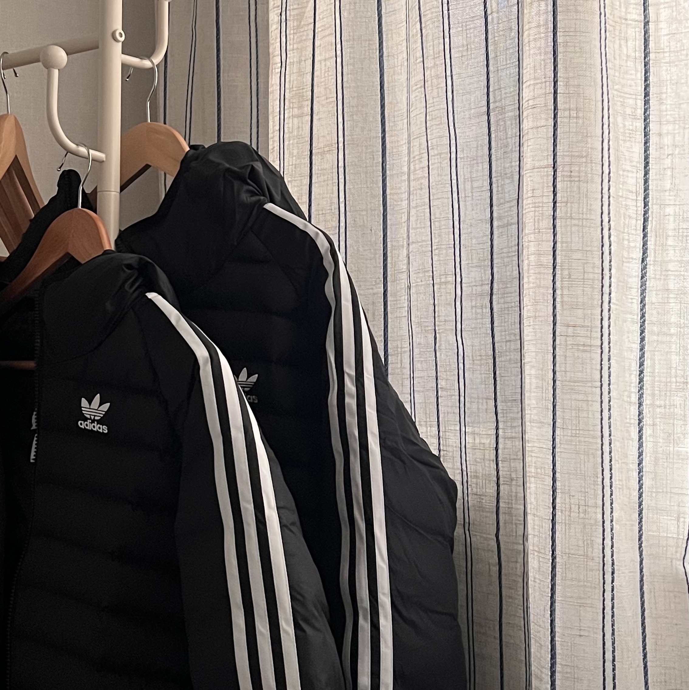 Adidas Originals Synthetic Hooded Jacket Black White - KR Sizing 착용 스타일 - 3