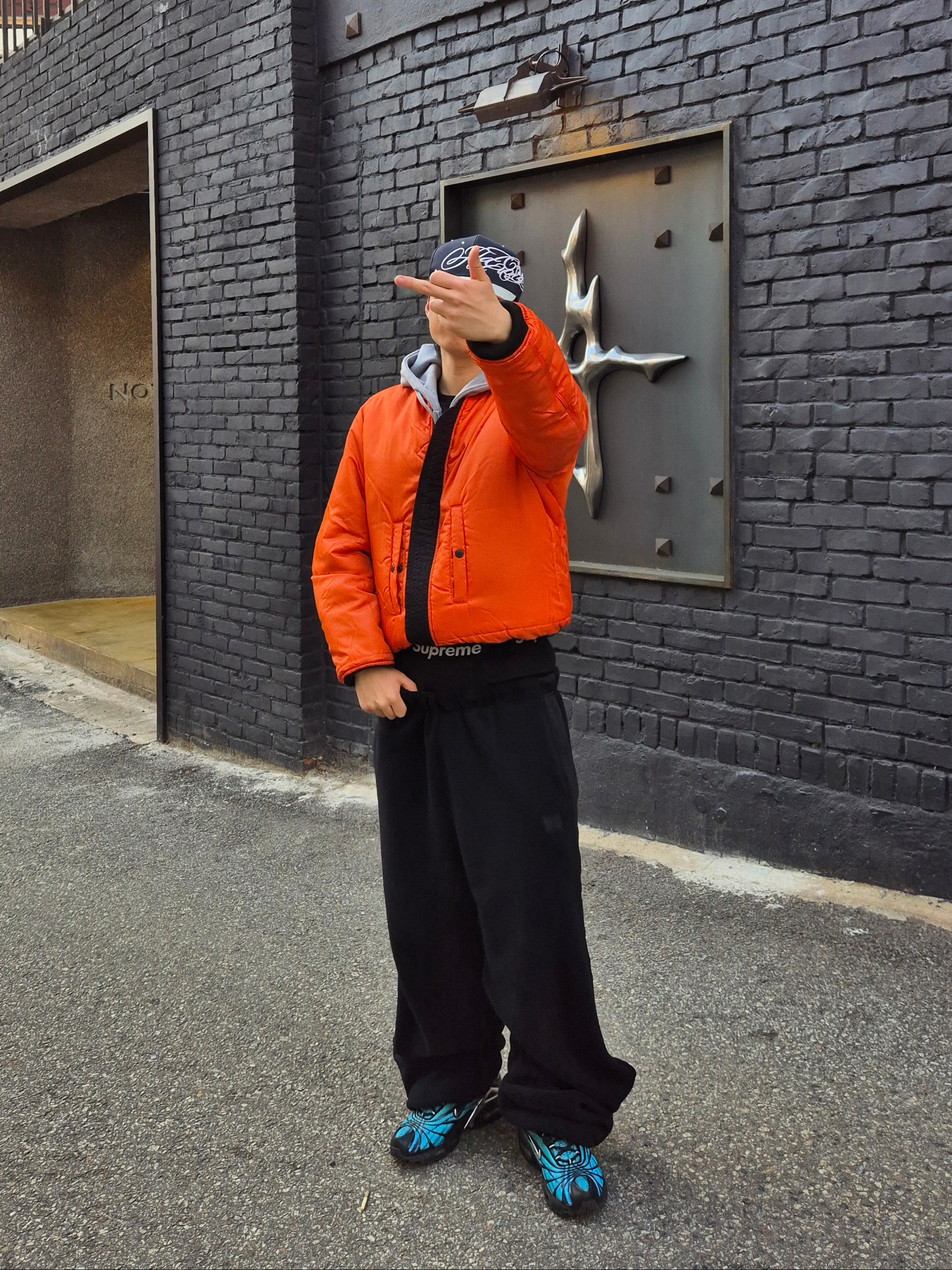 Nike x Skepta Air Max Tailwind 5 Chrome Blue, Uniqlo x Needles Fleece Wide Pants Black - KR 착용 스타일 - 2