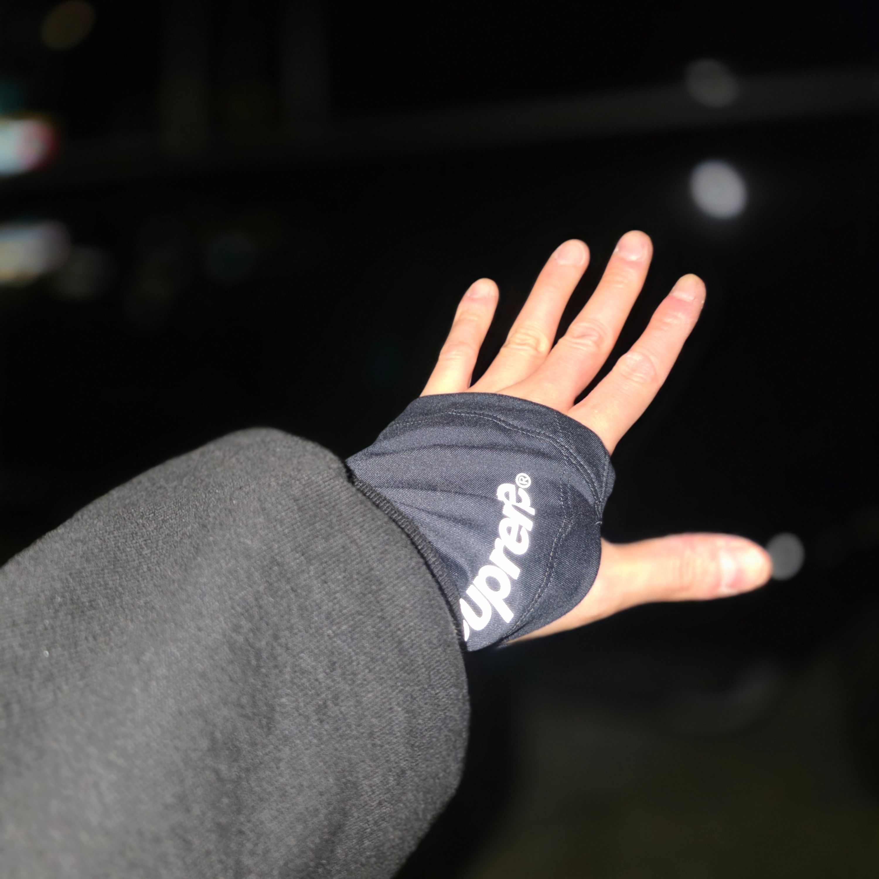 Supreme Arc Thermal Lined Zip Up Hooded Sweatshirt Black - 24FW, Gentle Monster x Maison Margiela MM212 Black Clear 착용 스타일 - 2