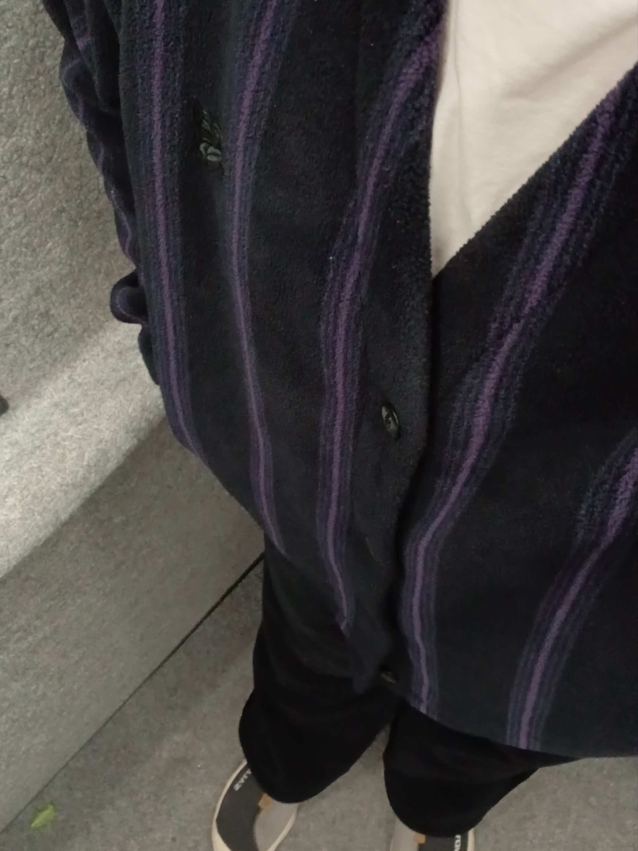 Uniqlo x Needles Fleece Wide Pants Dark Gray - KR, Uniqlo x Needles Fleece Jacket Black - KR 착용 스타일 - 9