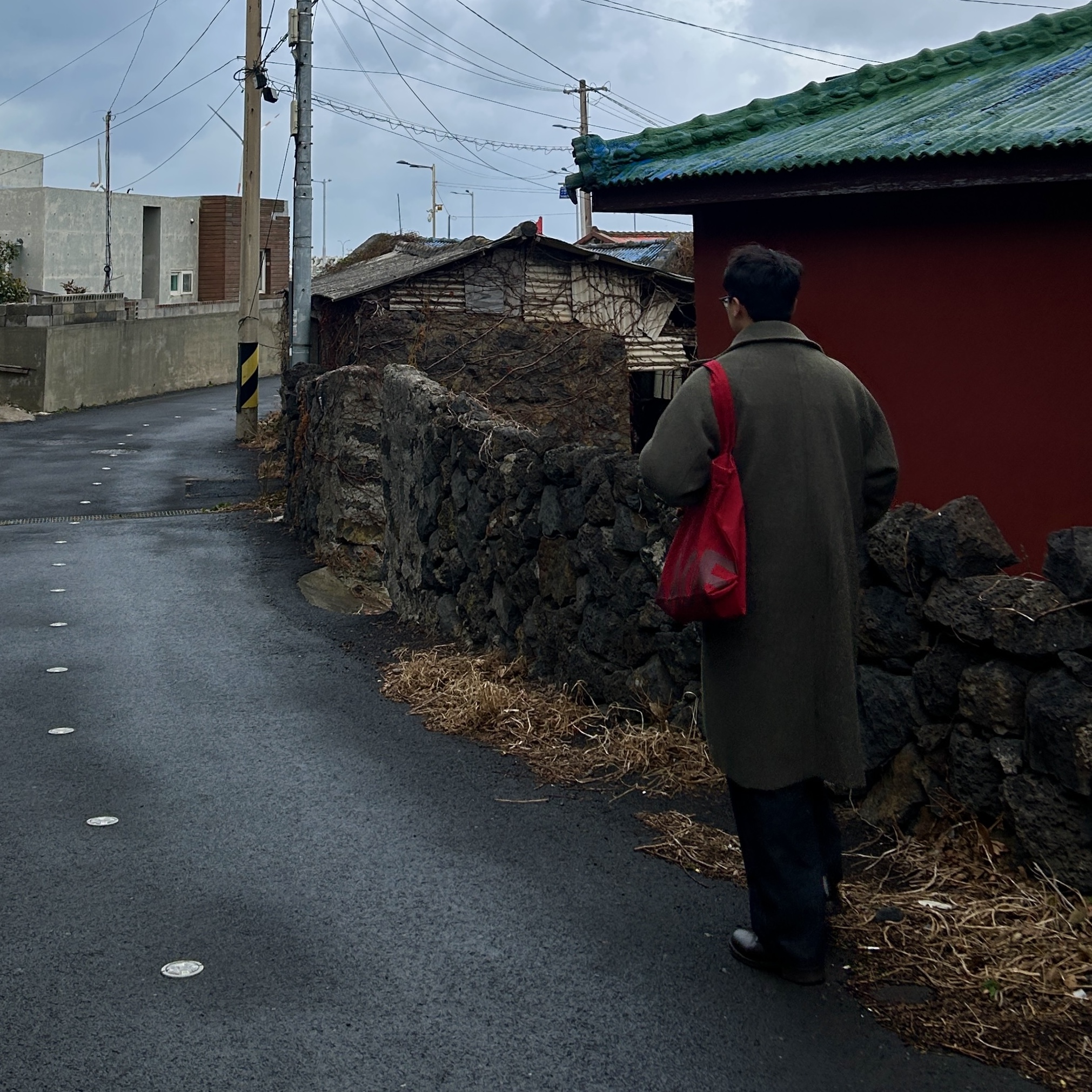 Outstanding Mountain Down Parka Olive Green, Kinchi Maryam Brutal - 649 (a) Brown 착용 스타일 - 4