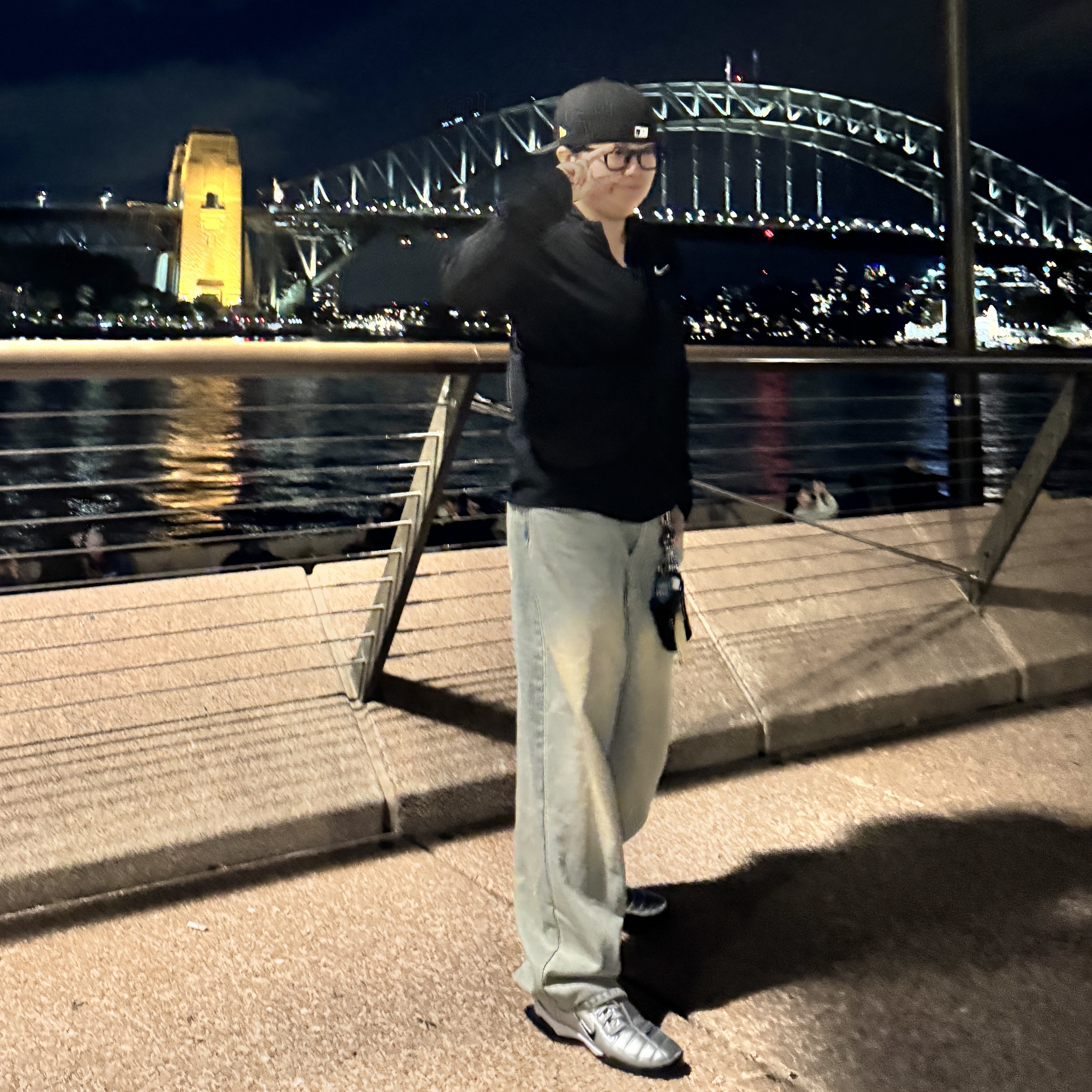 Nike Total 90 III SP Metallic Silver and Black, Nike Dri-Fit Element Quarter Zip Running Top Black 착용 스타일 - 1