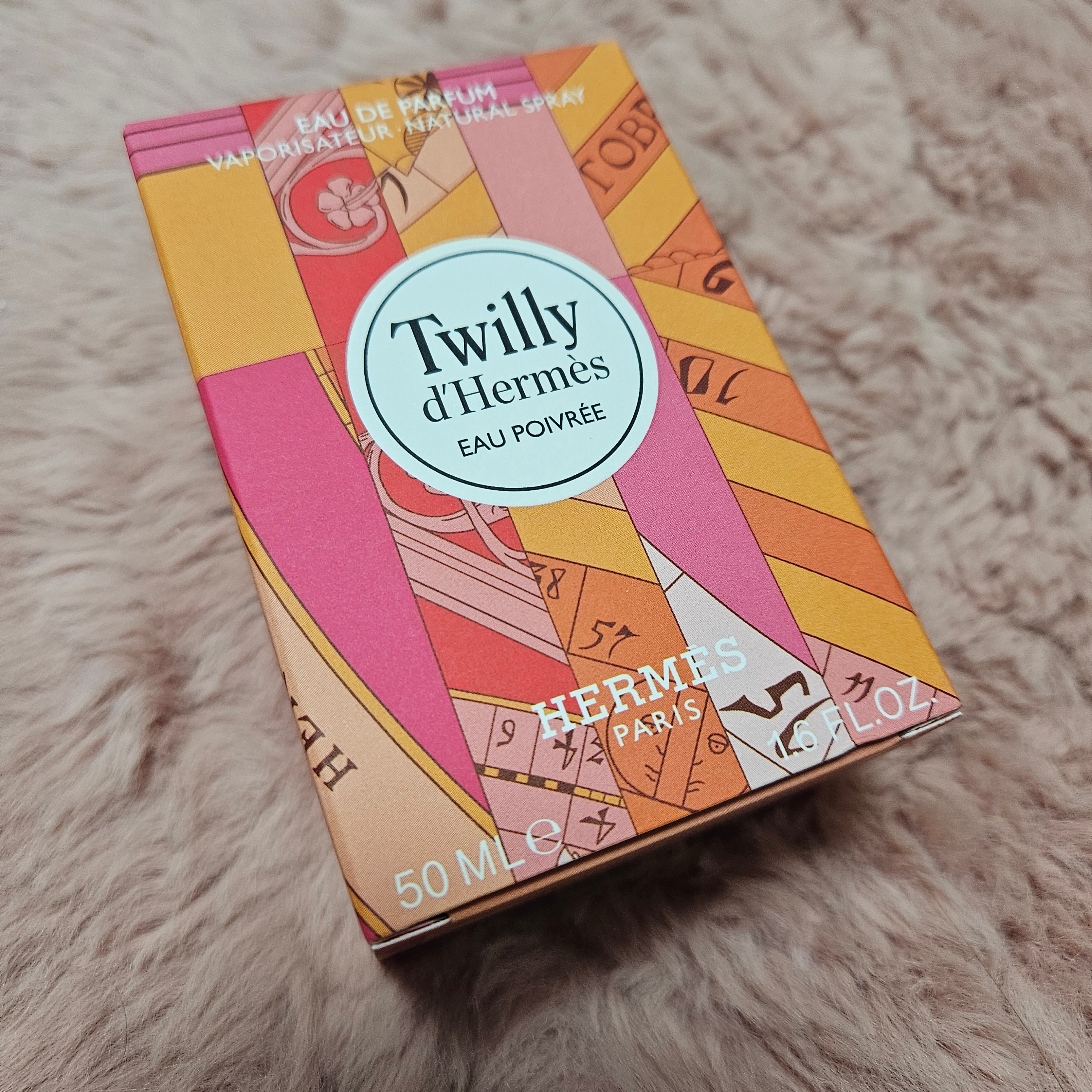 Hermes Twilly d’Hermes Eau Poivree Eau de Parfum 50ml 착용 스타일 - 2