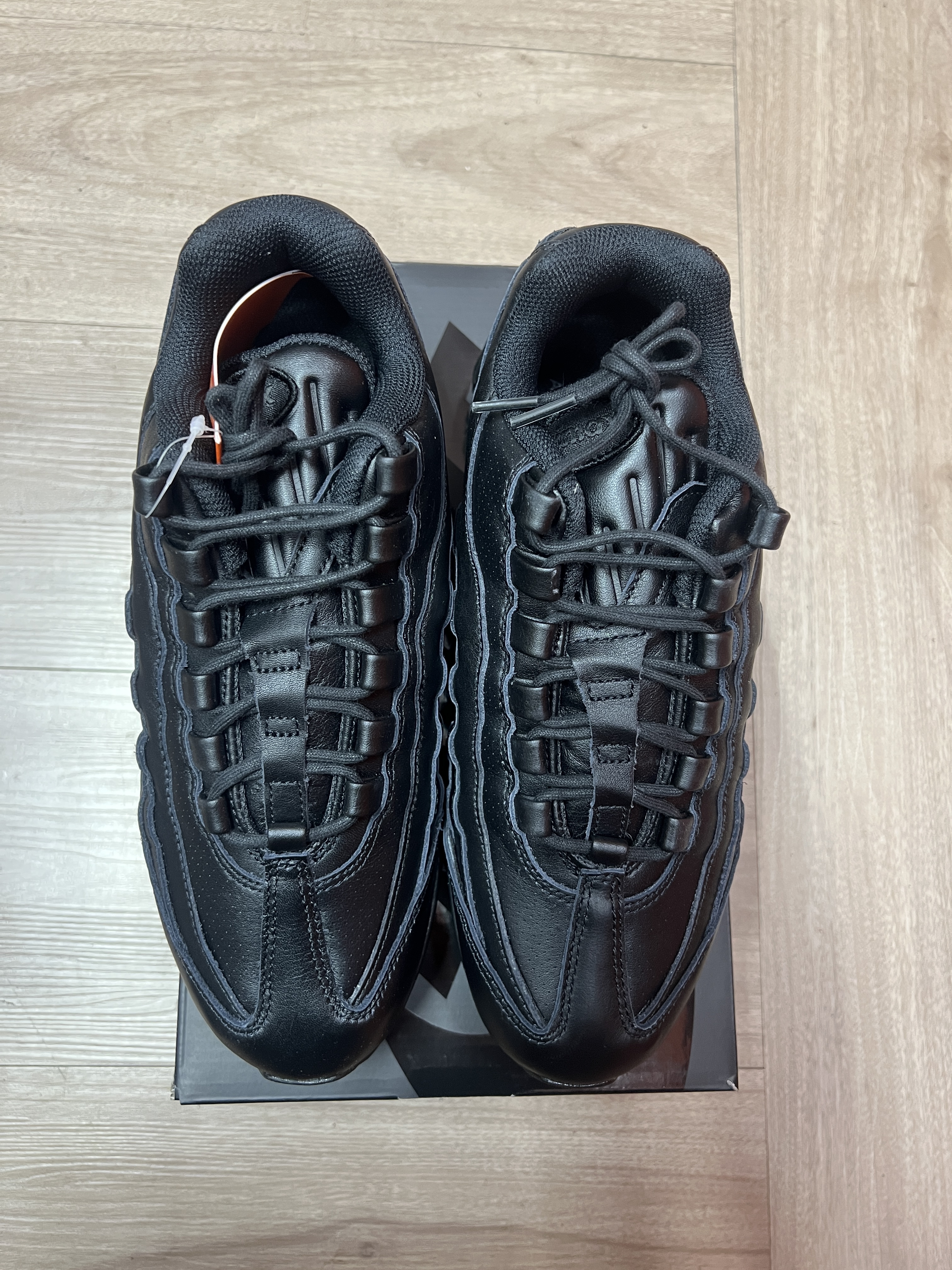 Nike Air Max 95 Big Bubble LTR QS Black, Nike ACG Lava Flow Therma-Fit ADV Jacket Black Summit White - Asia 착용 스타일 - 2