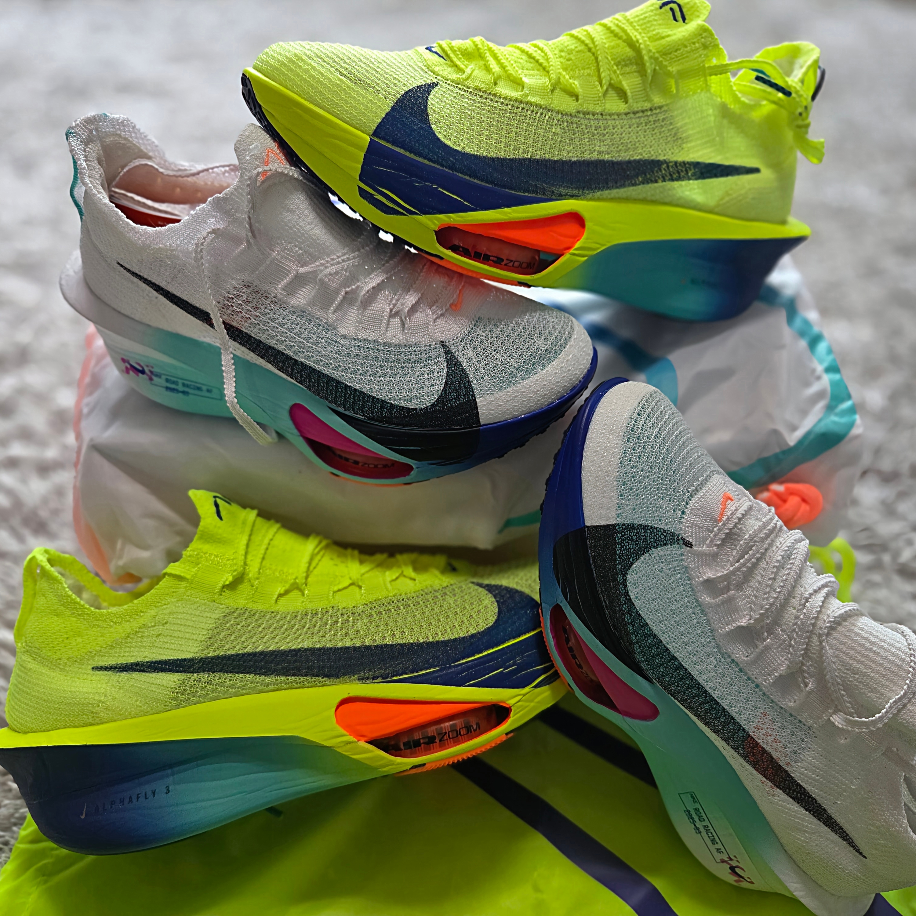 Nike Air Zoom Alphafly Next% 3 Volt 착용 스타일 - 2