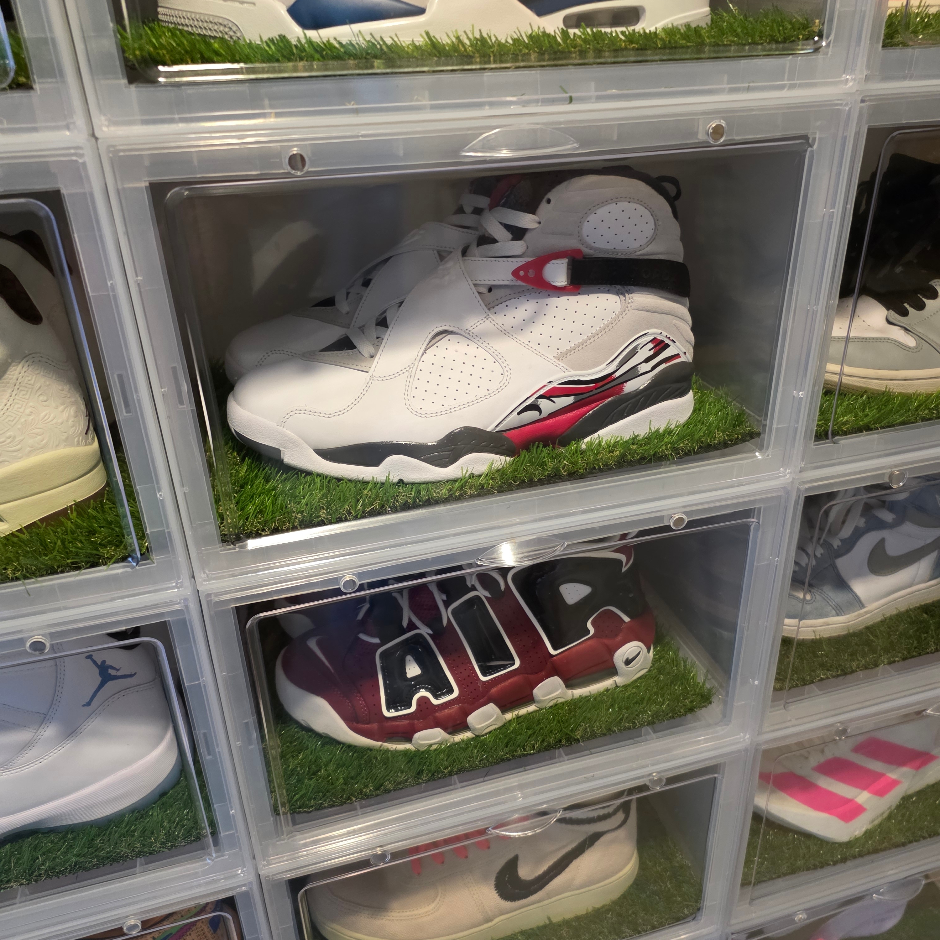 Jordan 8 Retro Bugs Bunny 2025 착용 스타일 - 5