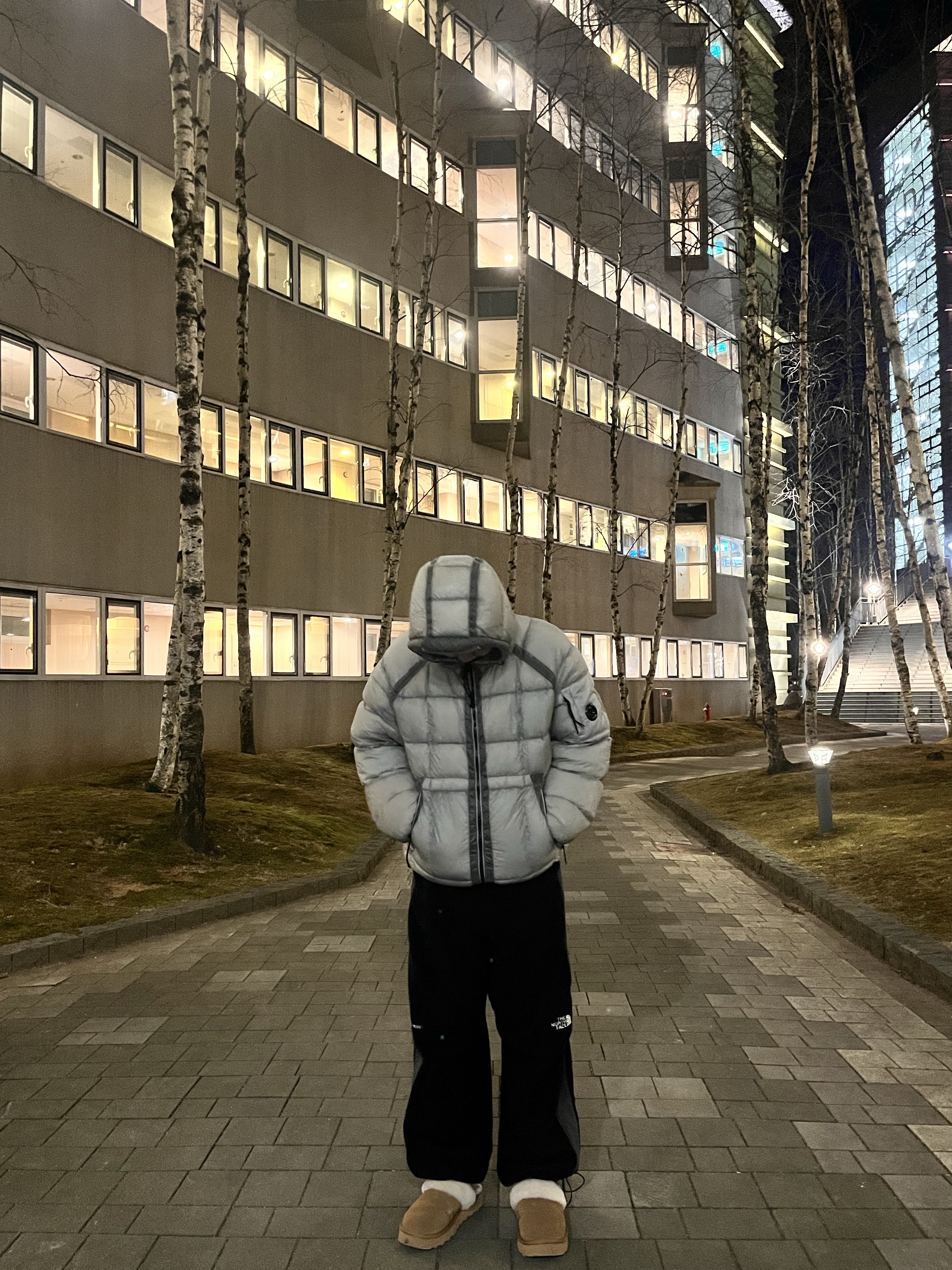 C.P. Company Korea Exclusive D.D. Shell Hooded Down Jacket Lunar Rock - 25FW, The North Face Banff Fleece Pants Black 착용 스타일 - 1