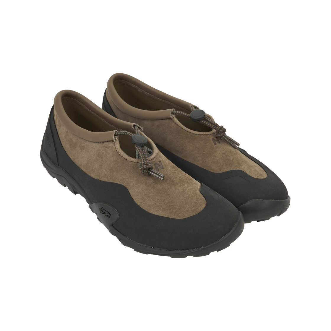 뉴발란스 x 도쿄 디자인 스튜디오 MT10T 로우 레더 블랙 시멘트(New Balance x Tokyo Design Studio MT10T Raw Leather Black Cement) - 4