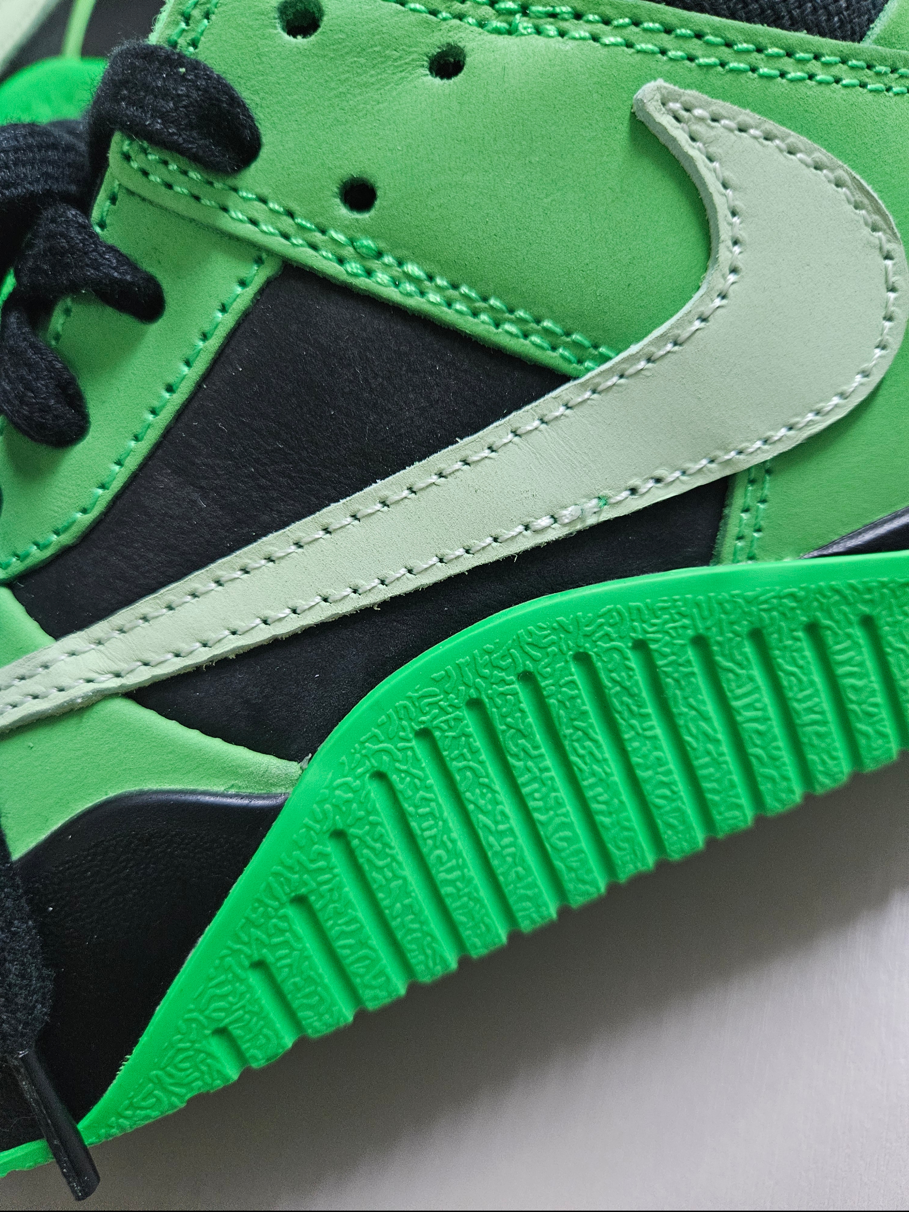 Jordan x Travis Scott Jumpman Jack TR Green Spark Vapor Green 착용 스타일 - 7