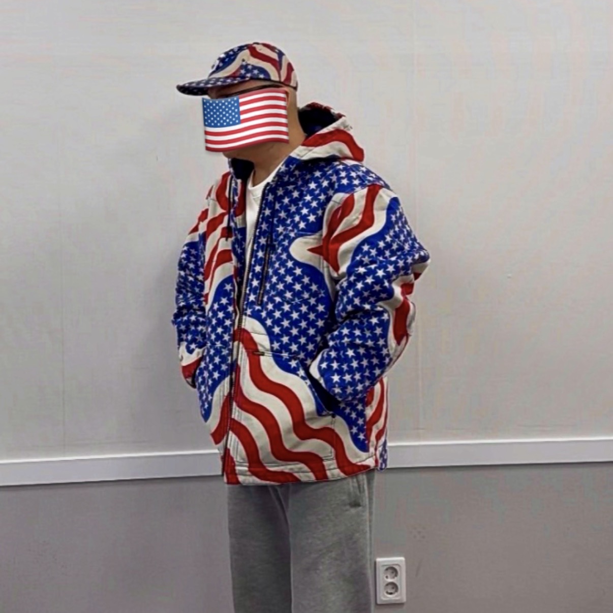 Supreme Pigment Coated S Logo 6-Panel Flag - 26SS, Supreme Flag Quilted Hooded Work Jacket Multicolor - 26SS 착용 스타일
