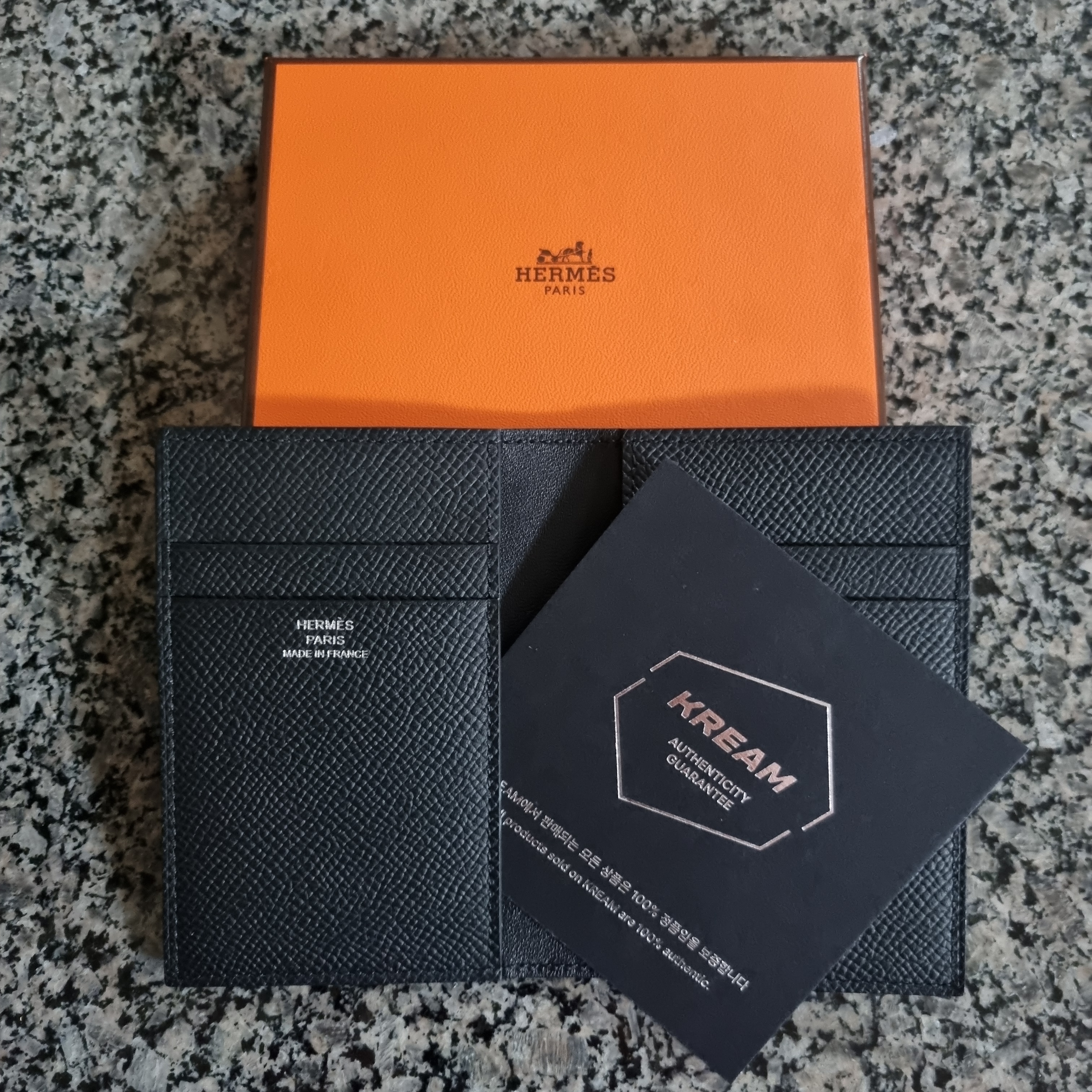 Hermes MC² Euclide Card Holder Epsom & Noir 착용 스타일 - 1