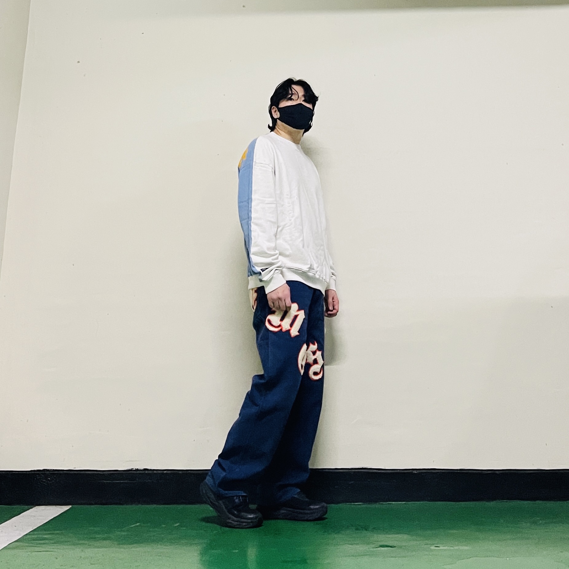 Kapital 2 Tone Big Fleece Sweatshirt Kinari Sax, Supreme Old English Canvas Double Knee Painter Pant Navy - 25SS 착용 스타일 - 4