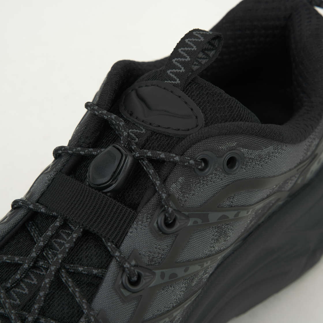 호카 마파테 쓰리2 테크 스텔스 블랙(Hoka Mafate Three2 Tech Stealth Black) - 7