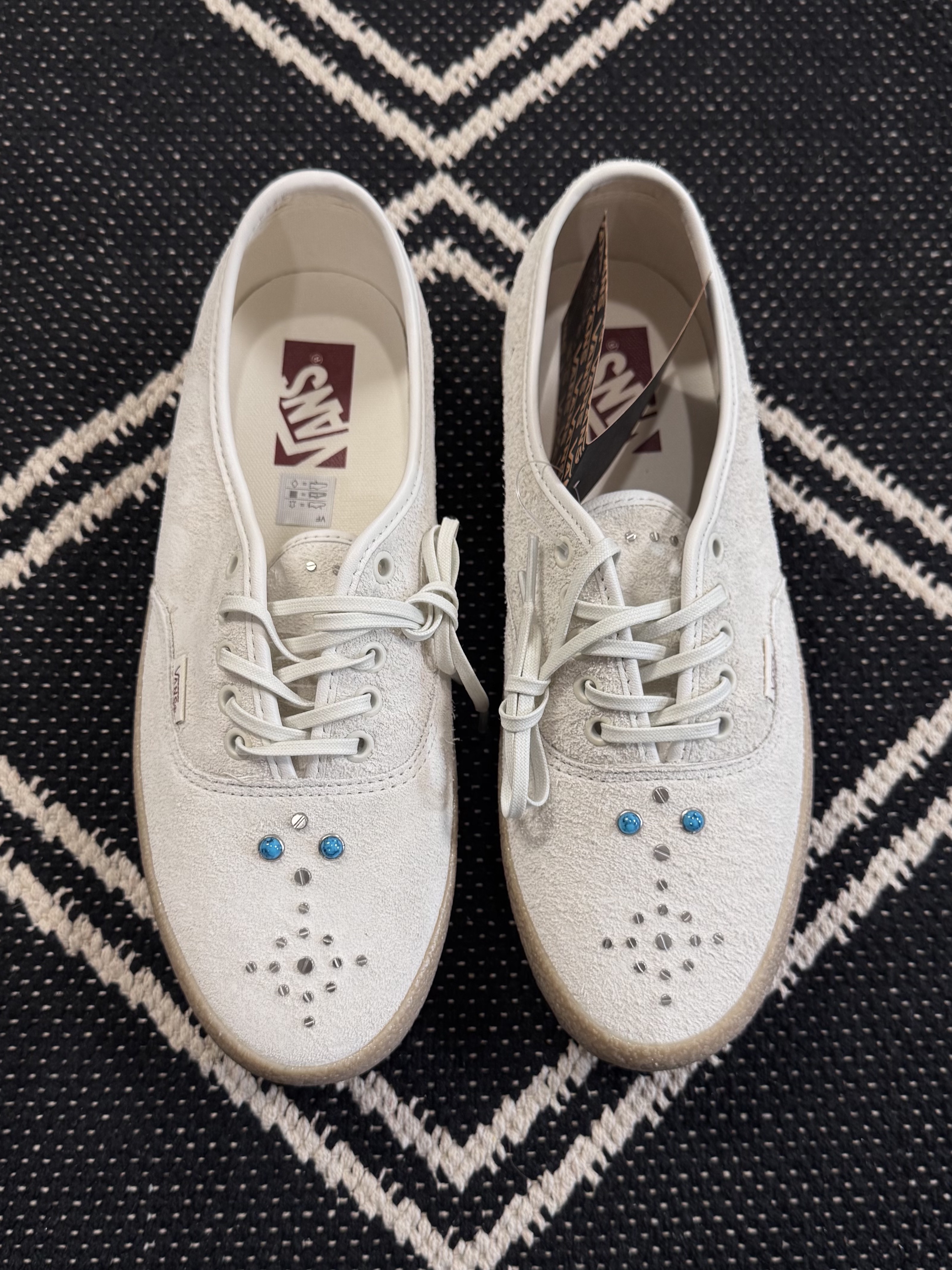 Vans Premium Authentic 44 LX Western Marshmallow 착용 스타일 - 1