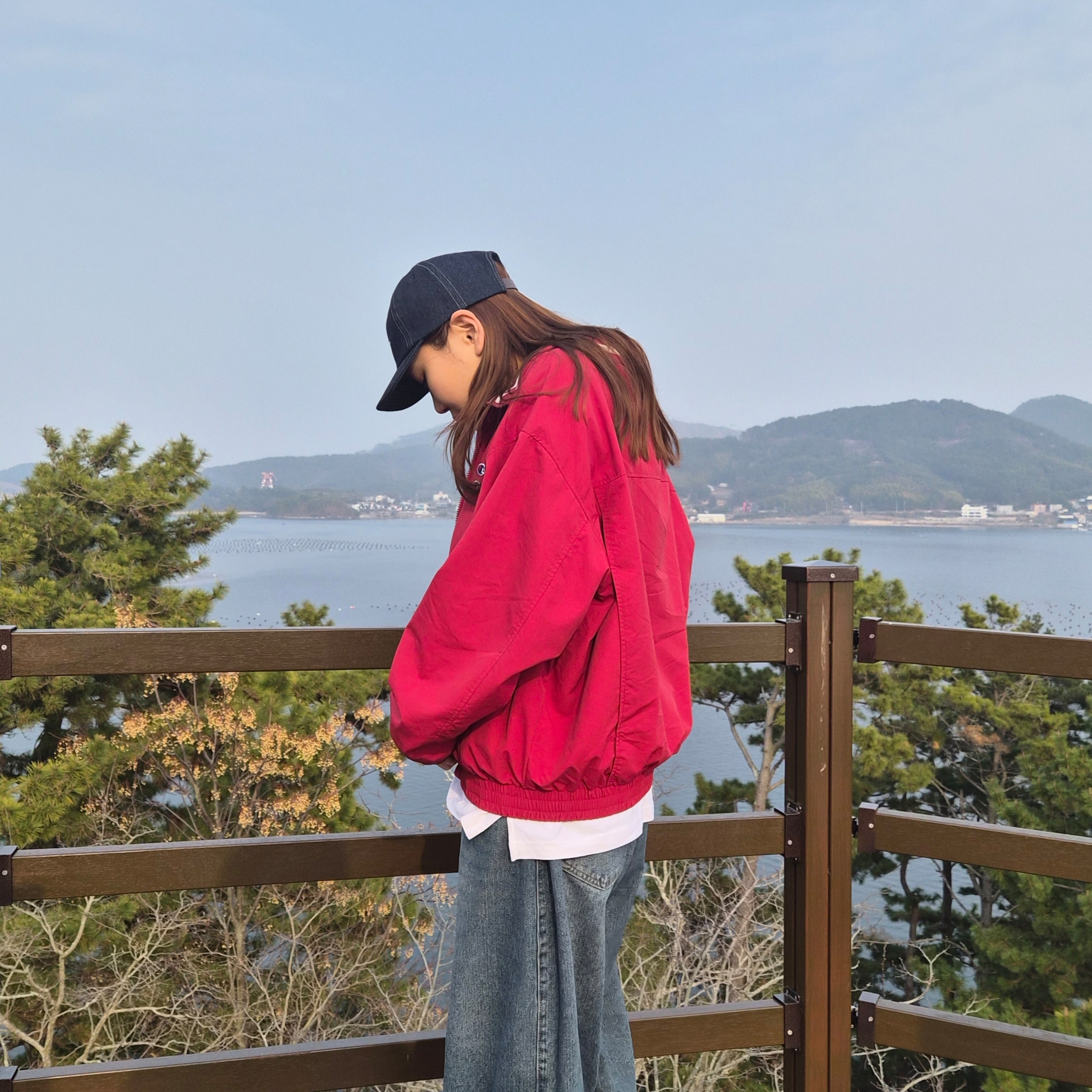 Zara x Champion Technical Patch Jacket Red, Levi's x Jordan Denim Cap Rigid Rinse 착용 스타일