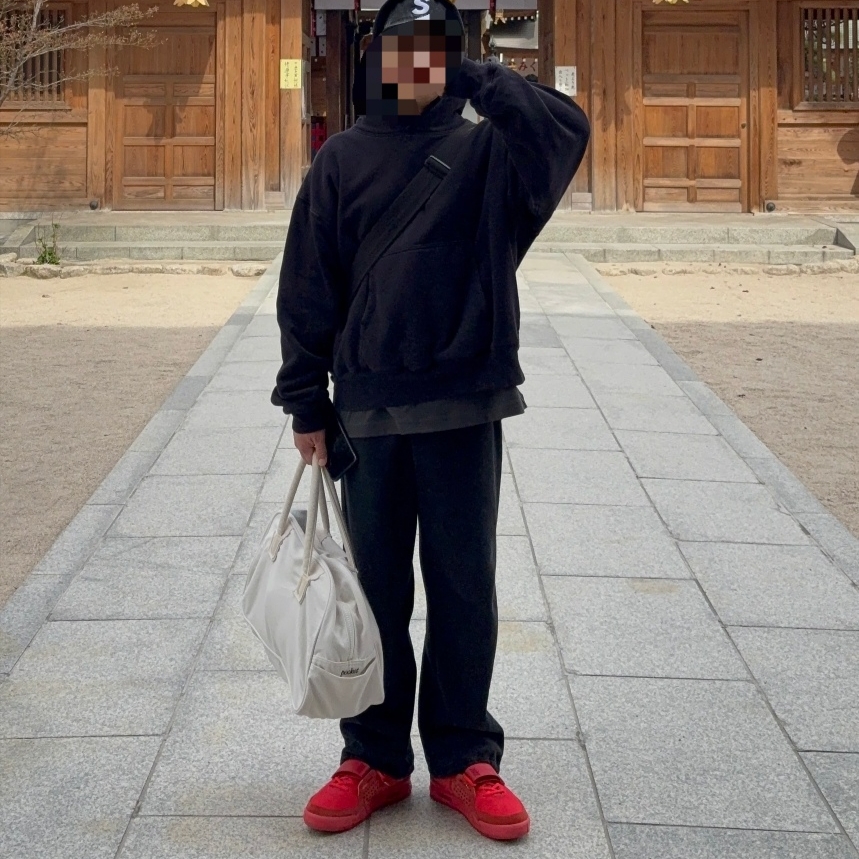 Nike Air Yeezy 2 Red October, Yeezy Gap Hoodie Black 착용 스타일 - 2