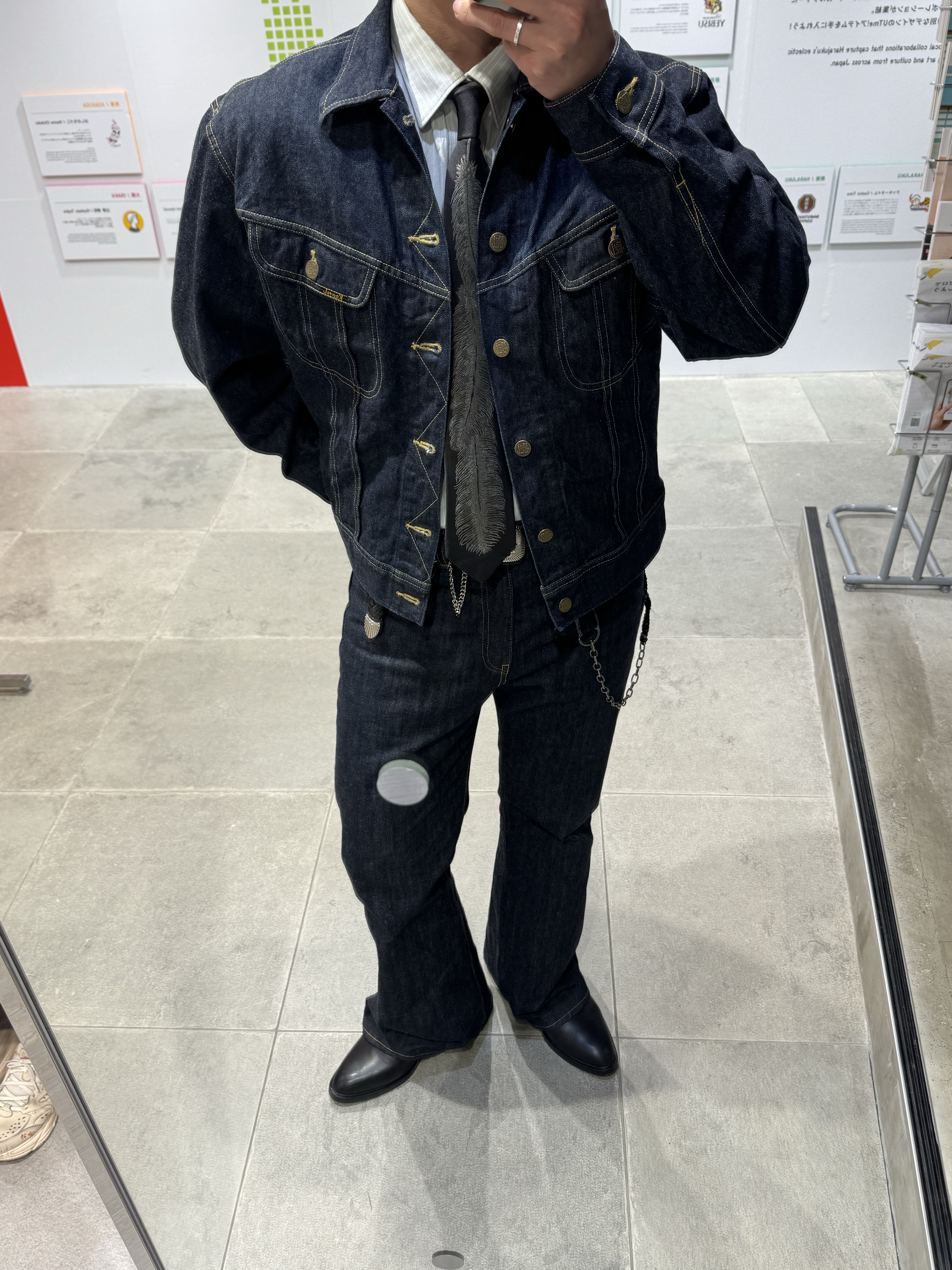 Kapital Denim Westerner Regular 14 oz. Indigo H/E, Kapital 14 oz. Denim 5P Okabellbo Indigo (O/W) 착용 스타일 - 1