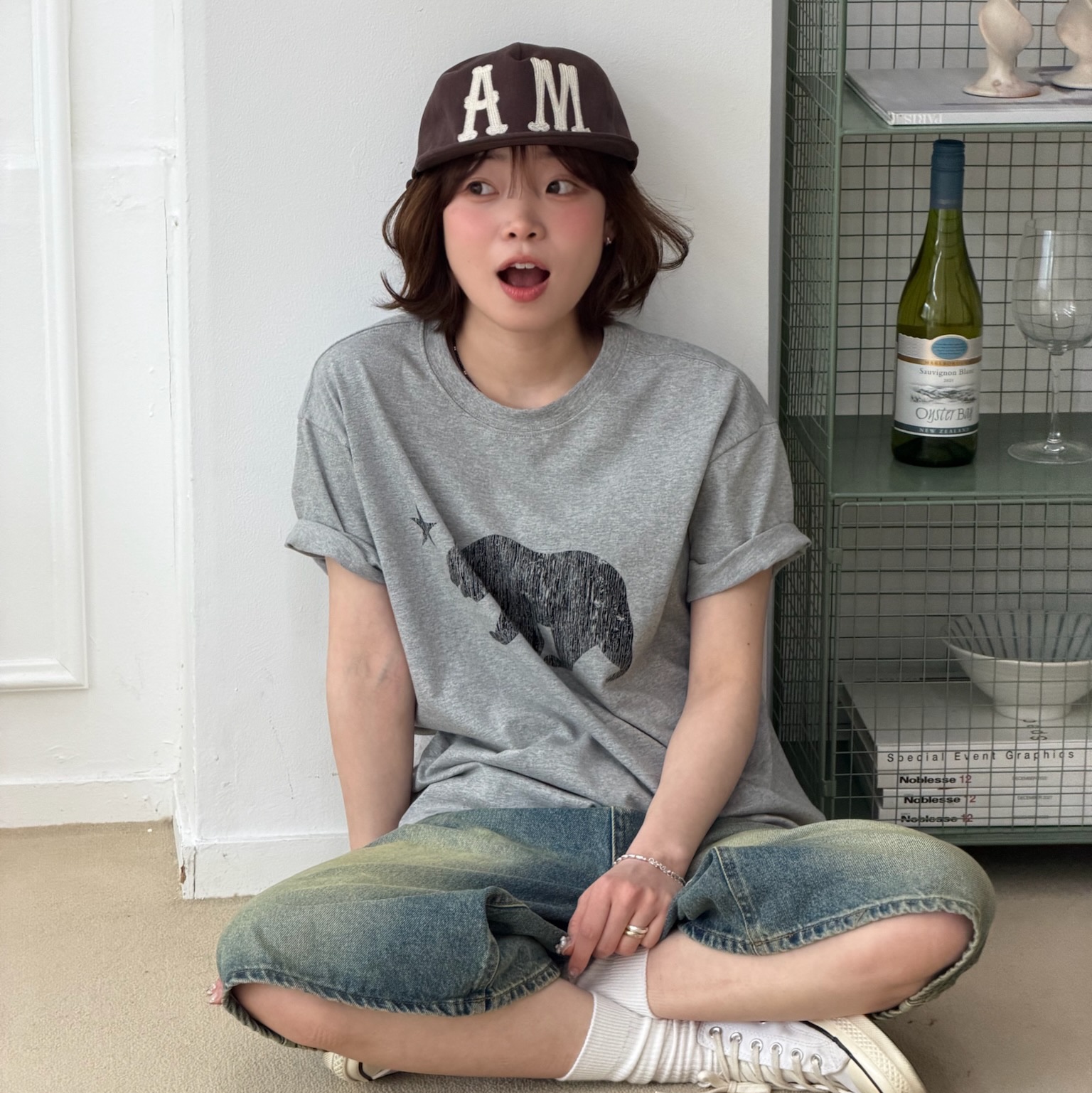 AMOU A.M 5Pannel Cap Brown, AMOU A.M 5Pannel Cap Navy 착용 스타일 - 3