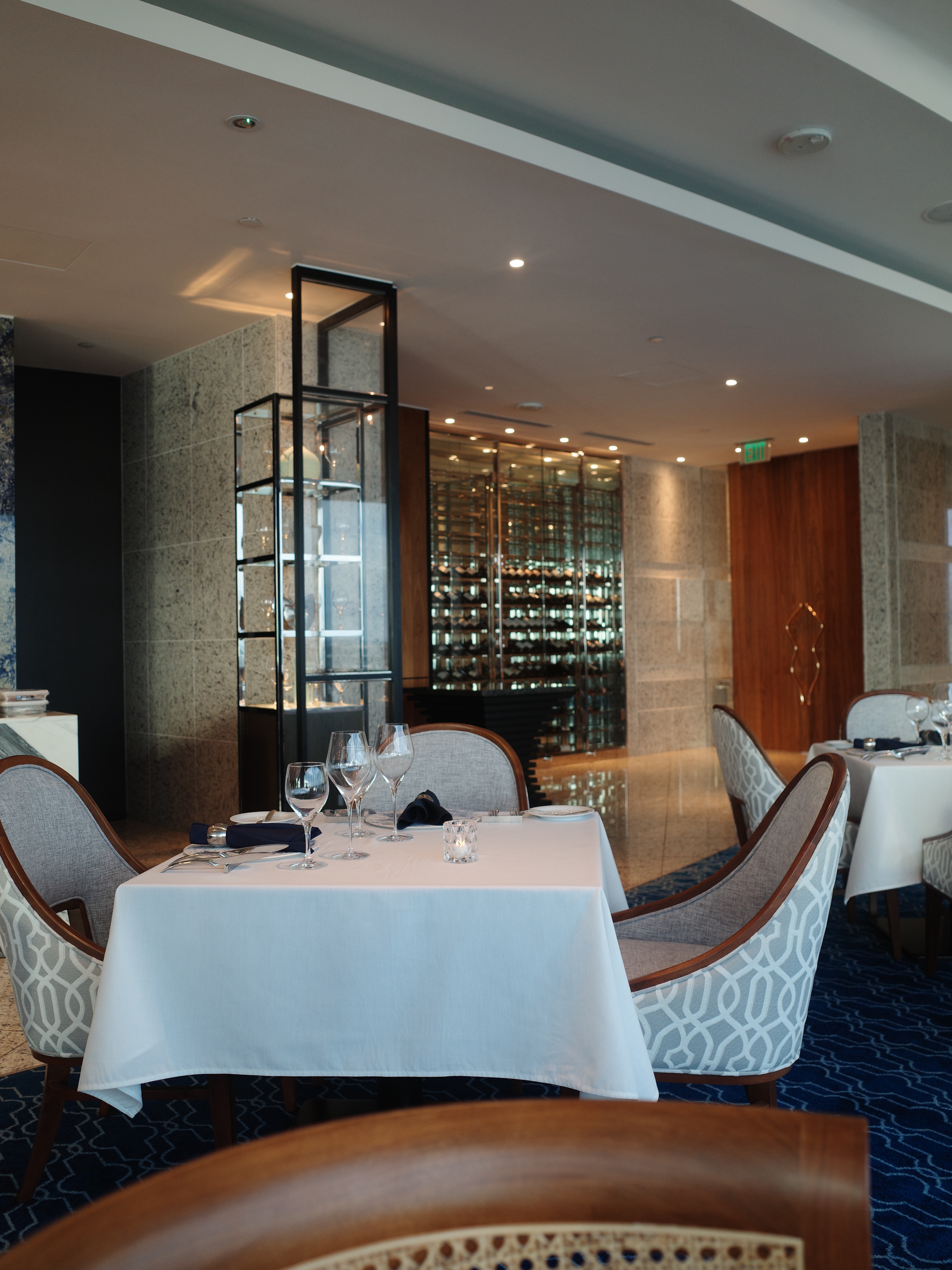 (W) Shushu/Tong Low Cut Puffy Dress Black, (W) Valentino Casual Single Flat Shoes Black Poudre 착용 스타일 - 4