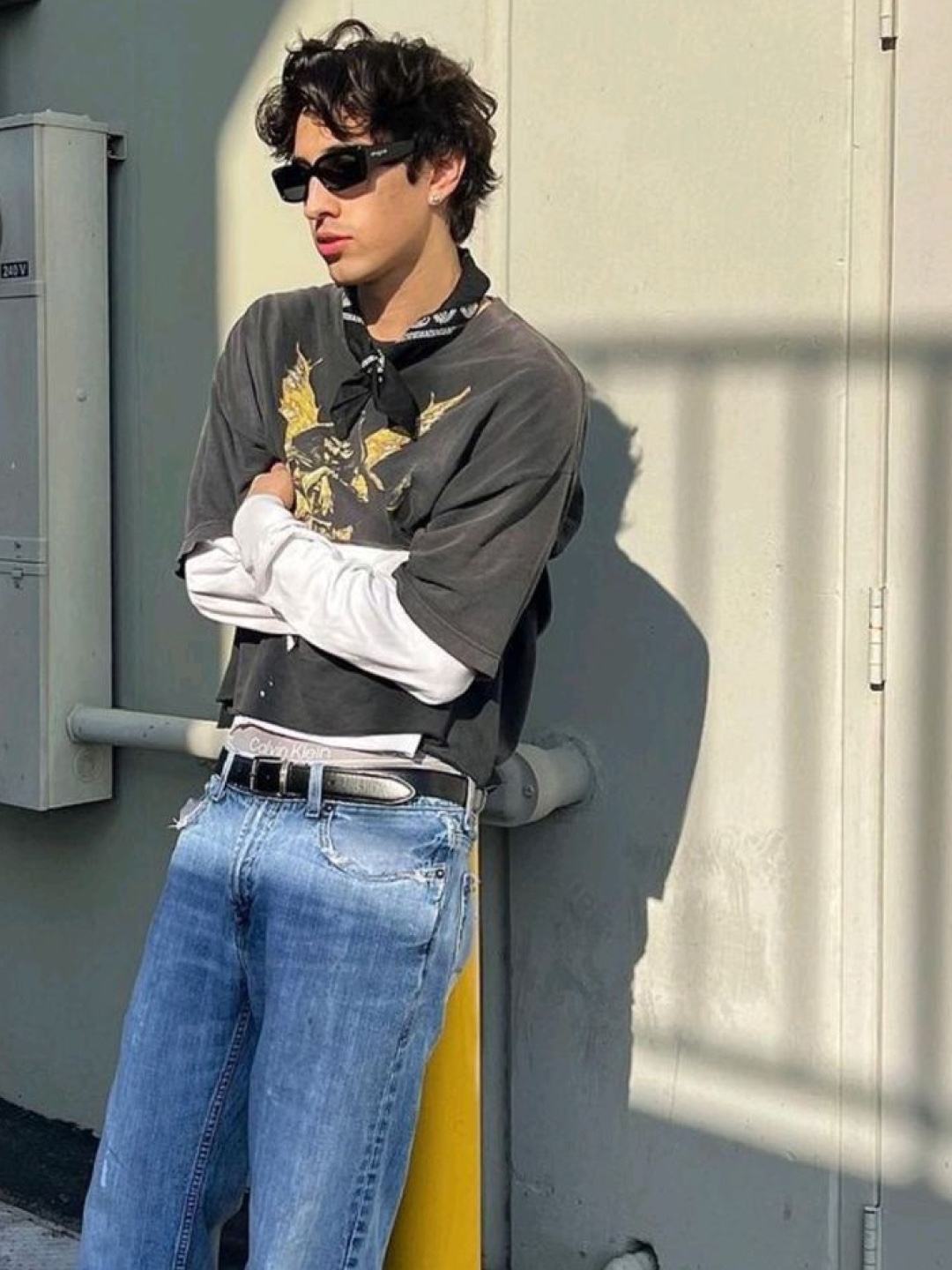 Ray-Ban DADDY-O II Polished Black Frame Green Classic G-15 Lenses, Ray-Ban RB4441D Bio-Based Polished Black Frame Dark Grey Lenses Low Bridge Fit 착용 스타일 - 2