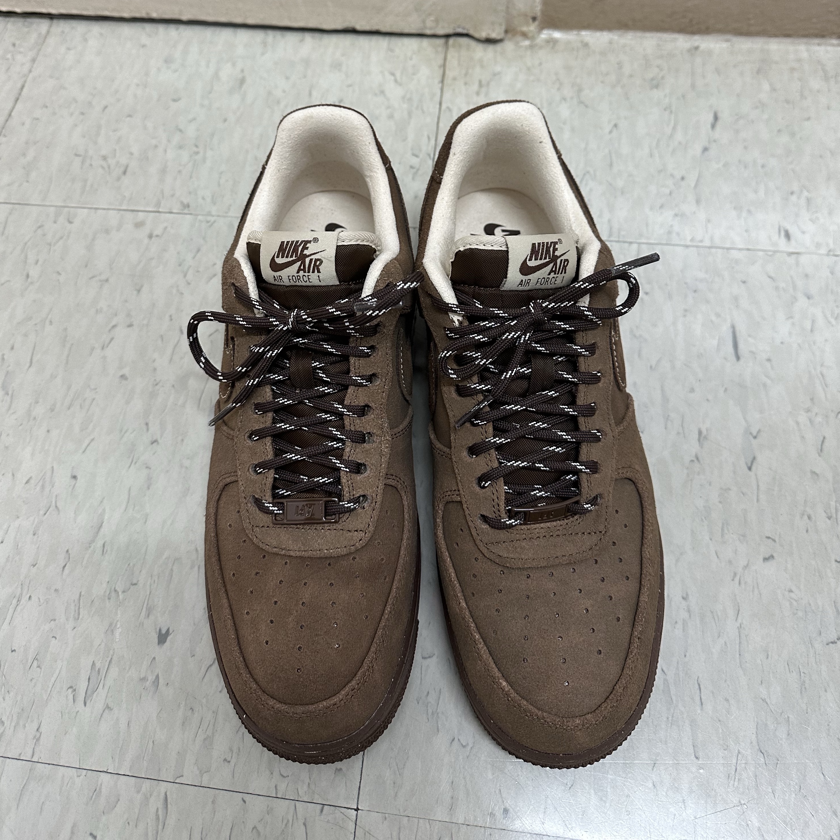 (W) Nike Air Force 1 '07 Cacao Wow 착용 스타일