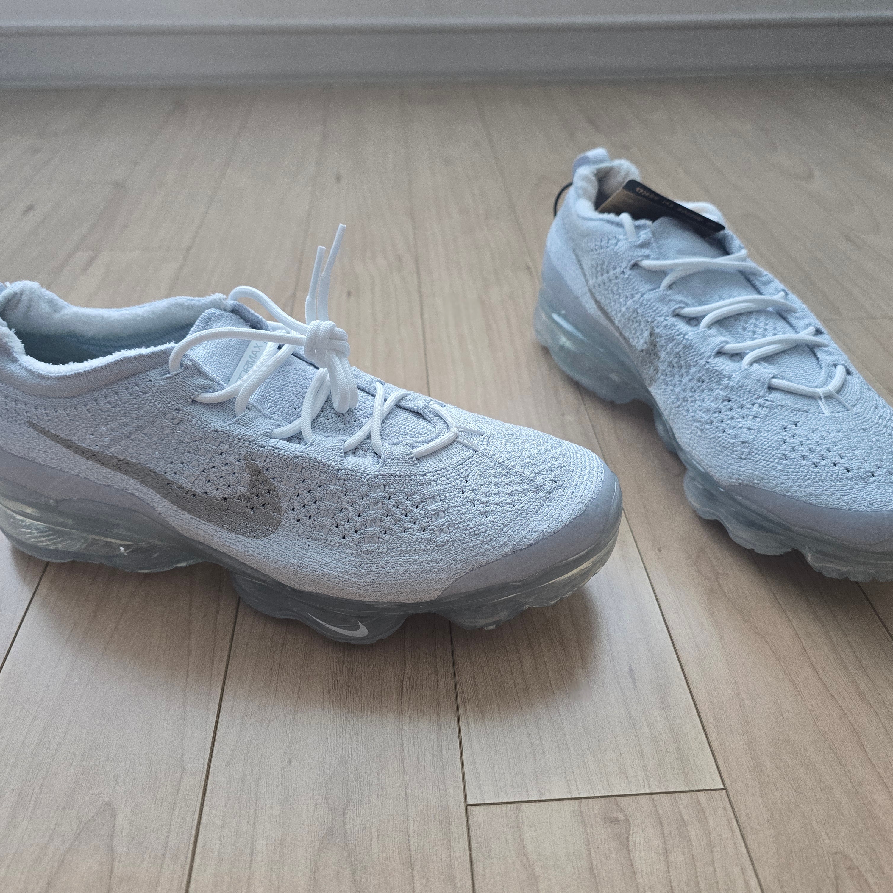 Nike Air VaporMax 2023 Flyknit Pure Platinum 착용 스타일 - 1