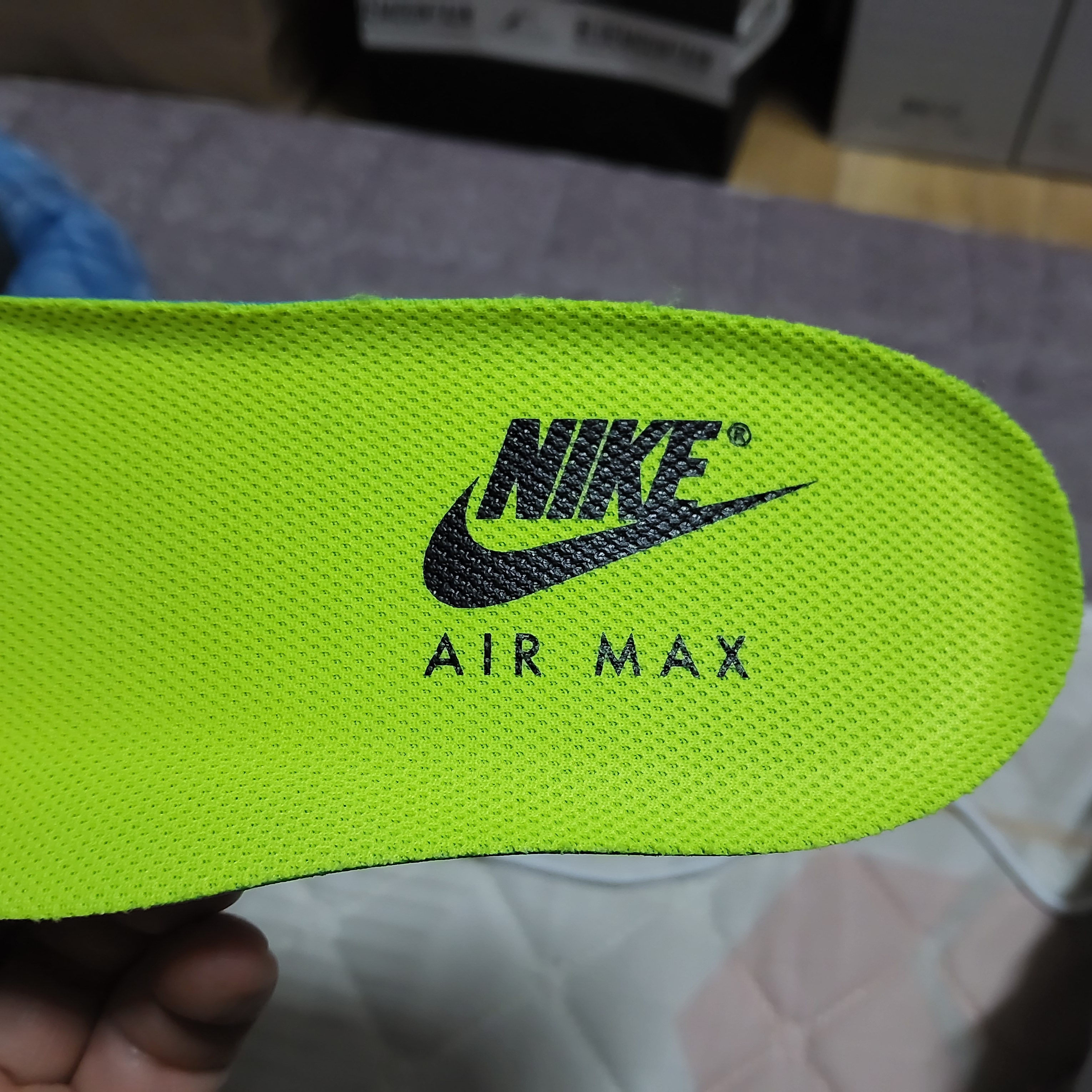 Nike Air Max 95 OG Neon 착용 스타일 - 5