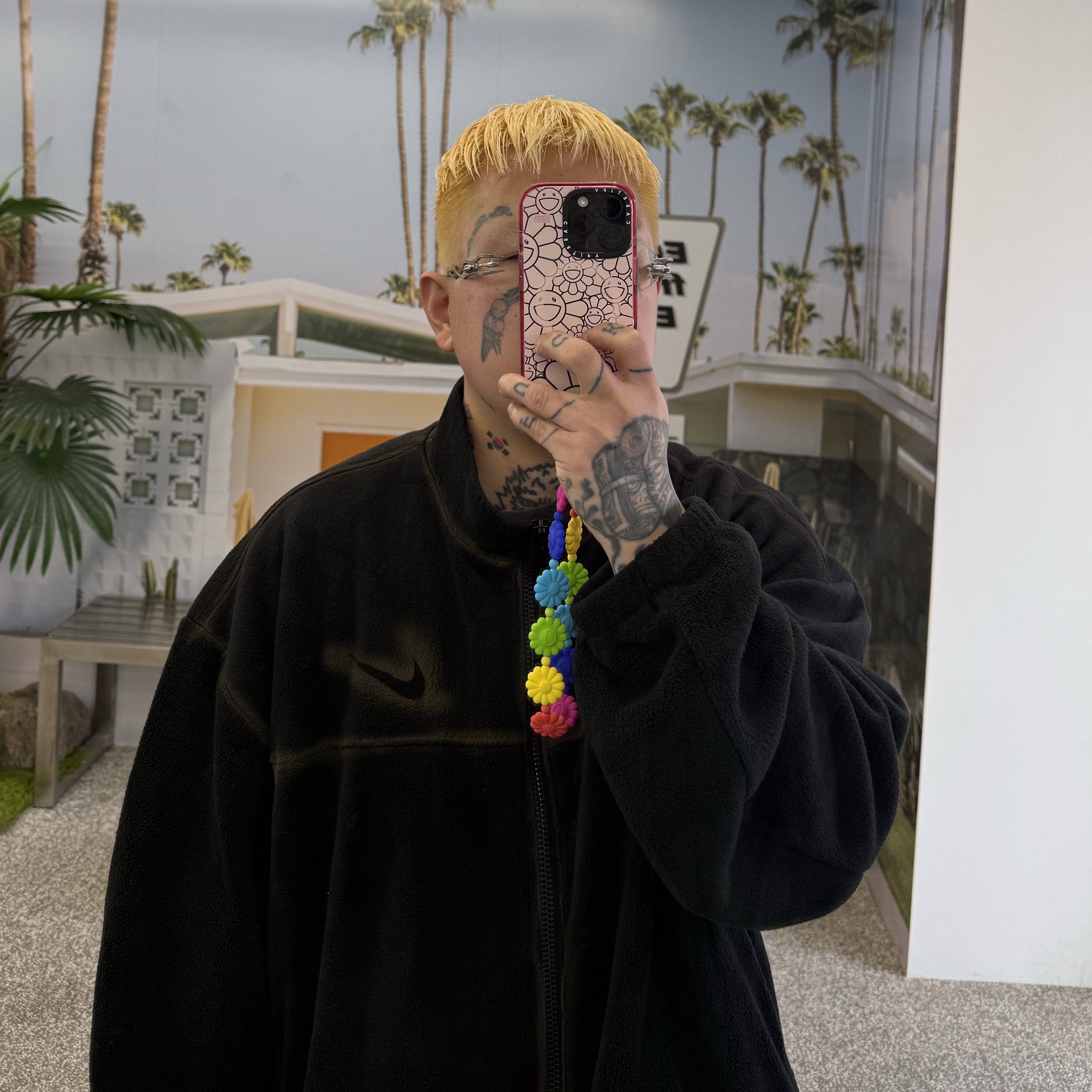 Travis Scott Cactus Jack x Fragment x Nike Fleece Zip Jacket Brown, Crocs x Salehe Bembury Pollex Clog Cucumber 착용 스타일 - 2