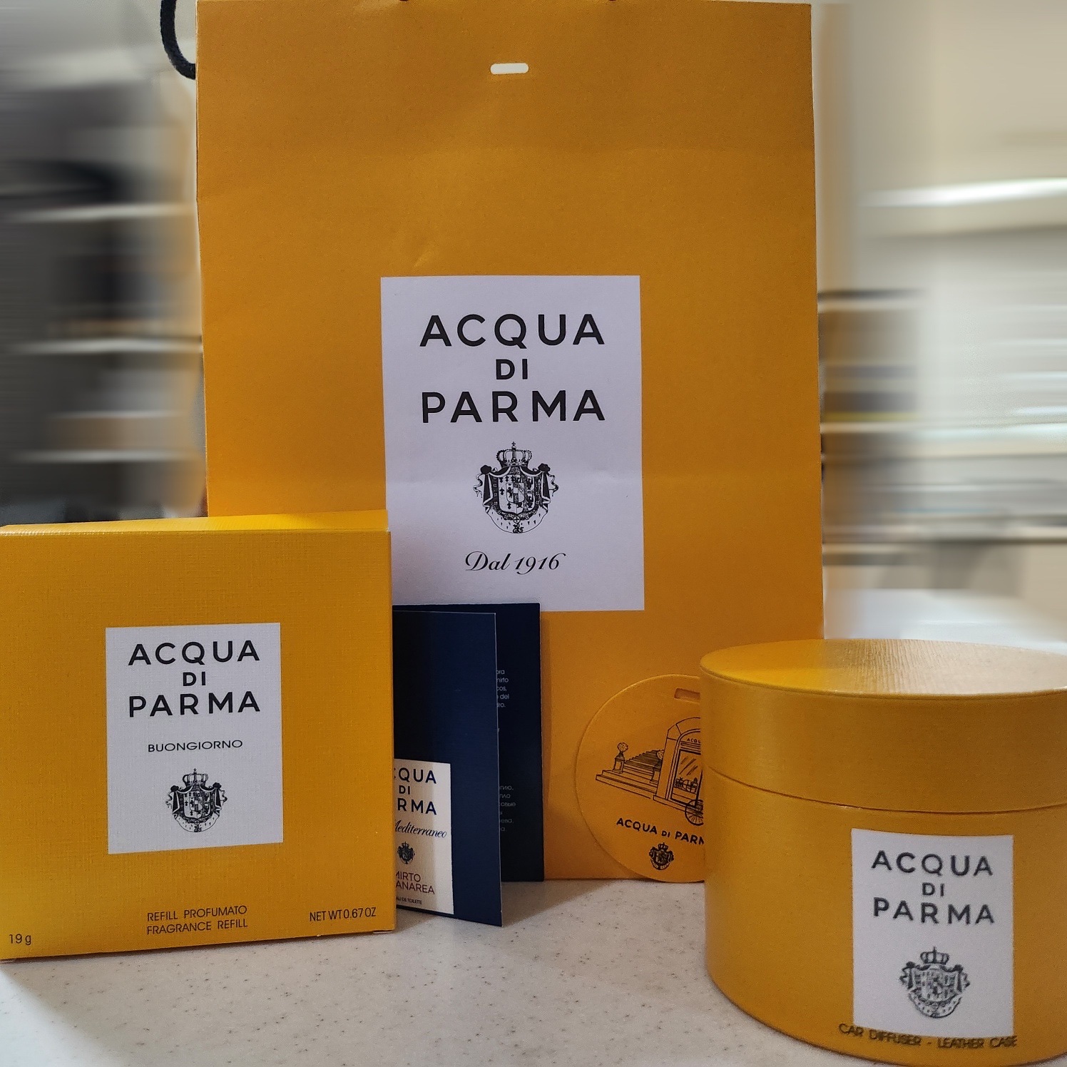 Acqua Di Parma Car Diffuser Leather Case Yellow 2023, Acqua Di Parma Car Diffuser Refill Buongiorno 착용 스타일 - 1