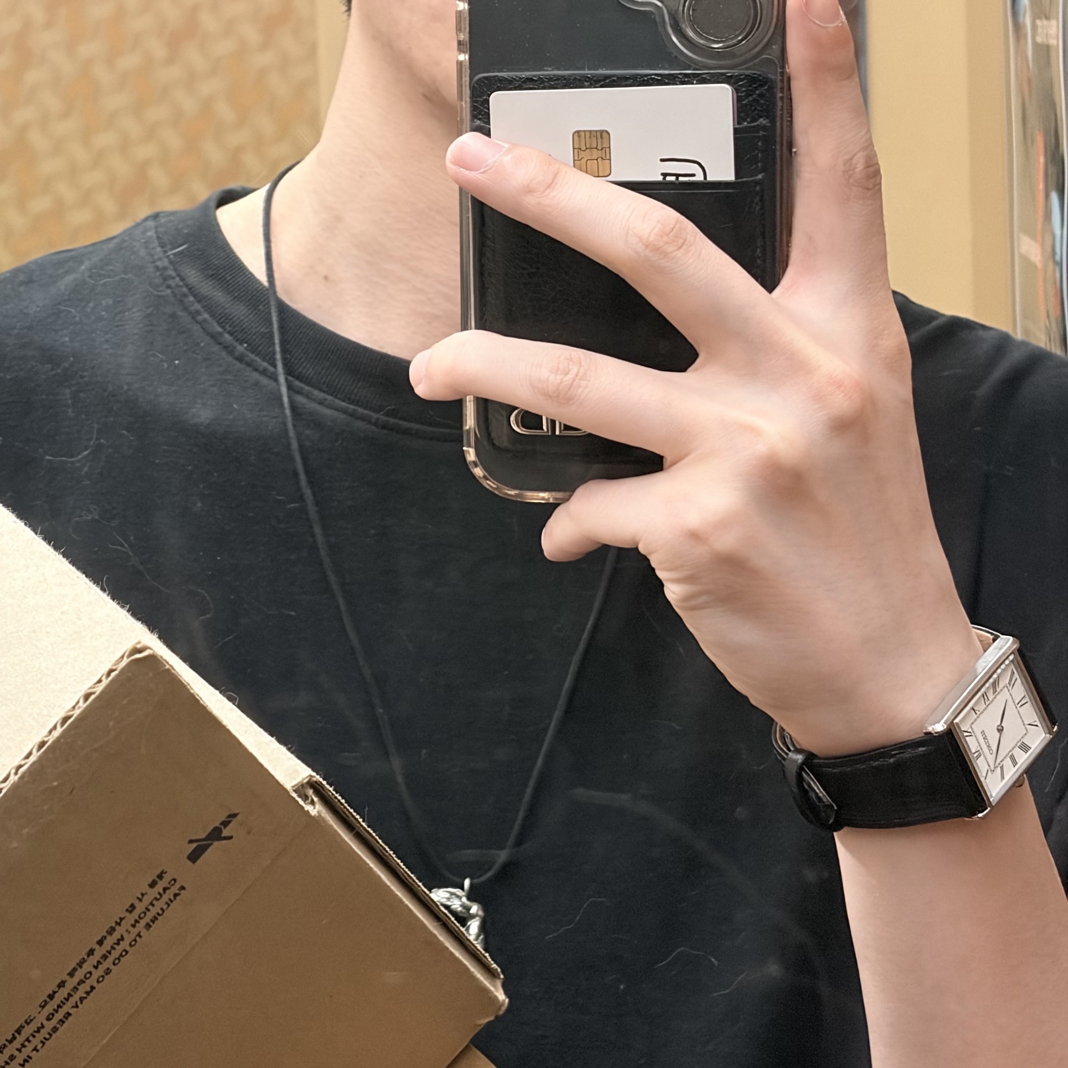 Seiko SWR049P1 28.4mm Black 착용 스타일 - 5