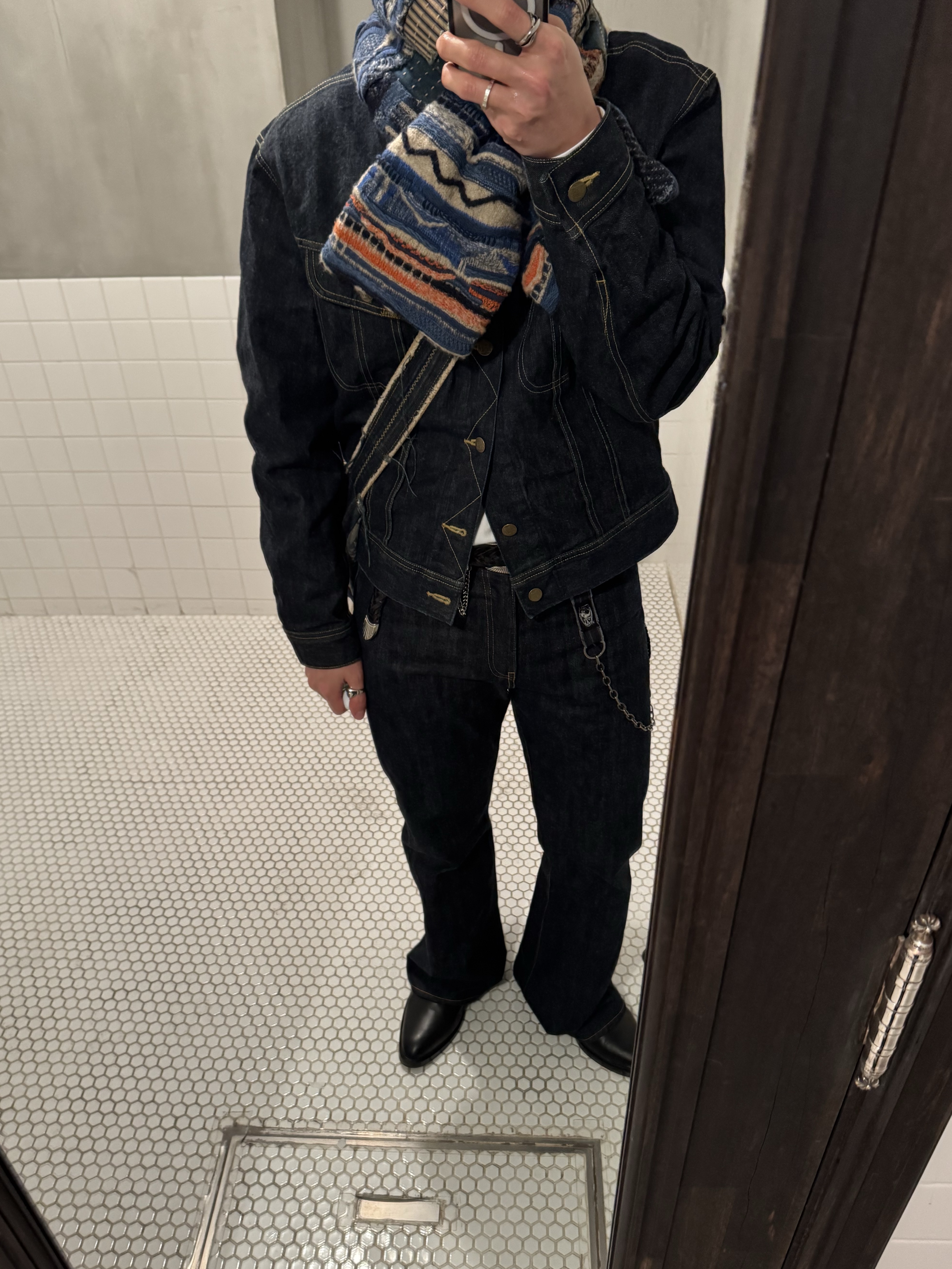 Kapital Denim Westerner Regular 14 oz. Indigo H/E, Kapital 14 oz. Denim 5P Okabellbo Indigo (O/W) 착용 스타일 - 4