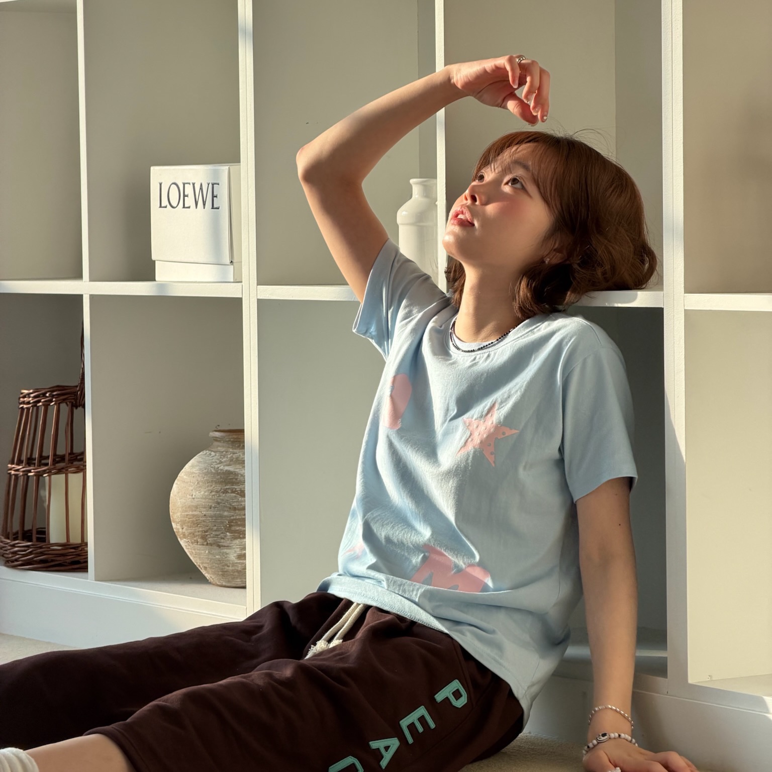 AMOU AM Star Half T-Shirts Light Blue, AMOU AM Star Half T-Shirts White 착용 스타일 - 3