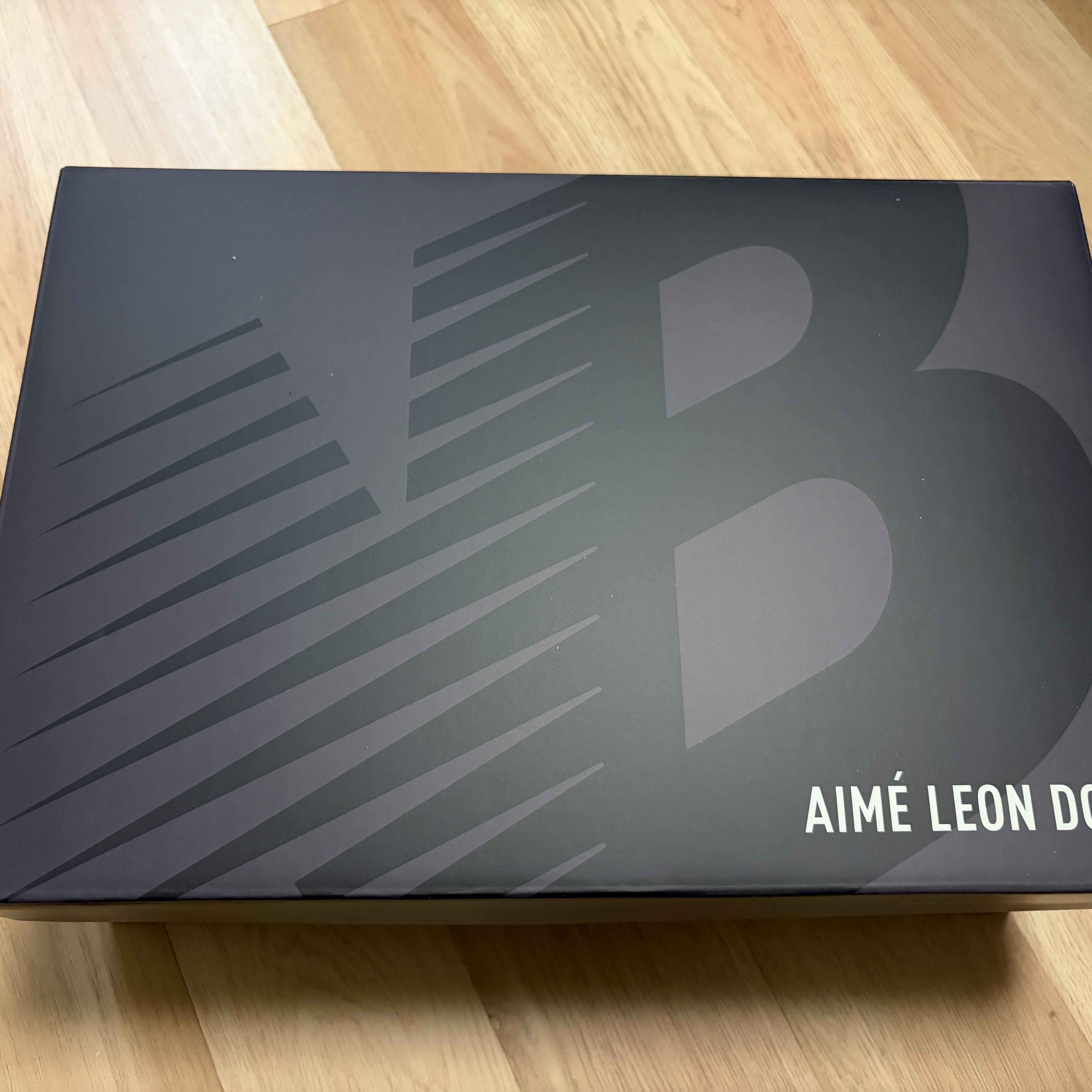 New Balance x Aime Leon Dore 1300 Made in USA Navy 착용 스타일 - 6